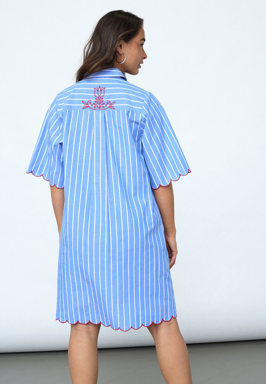 SistersPoint Edina Dress