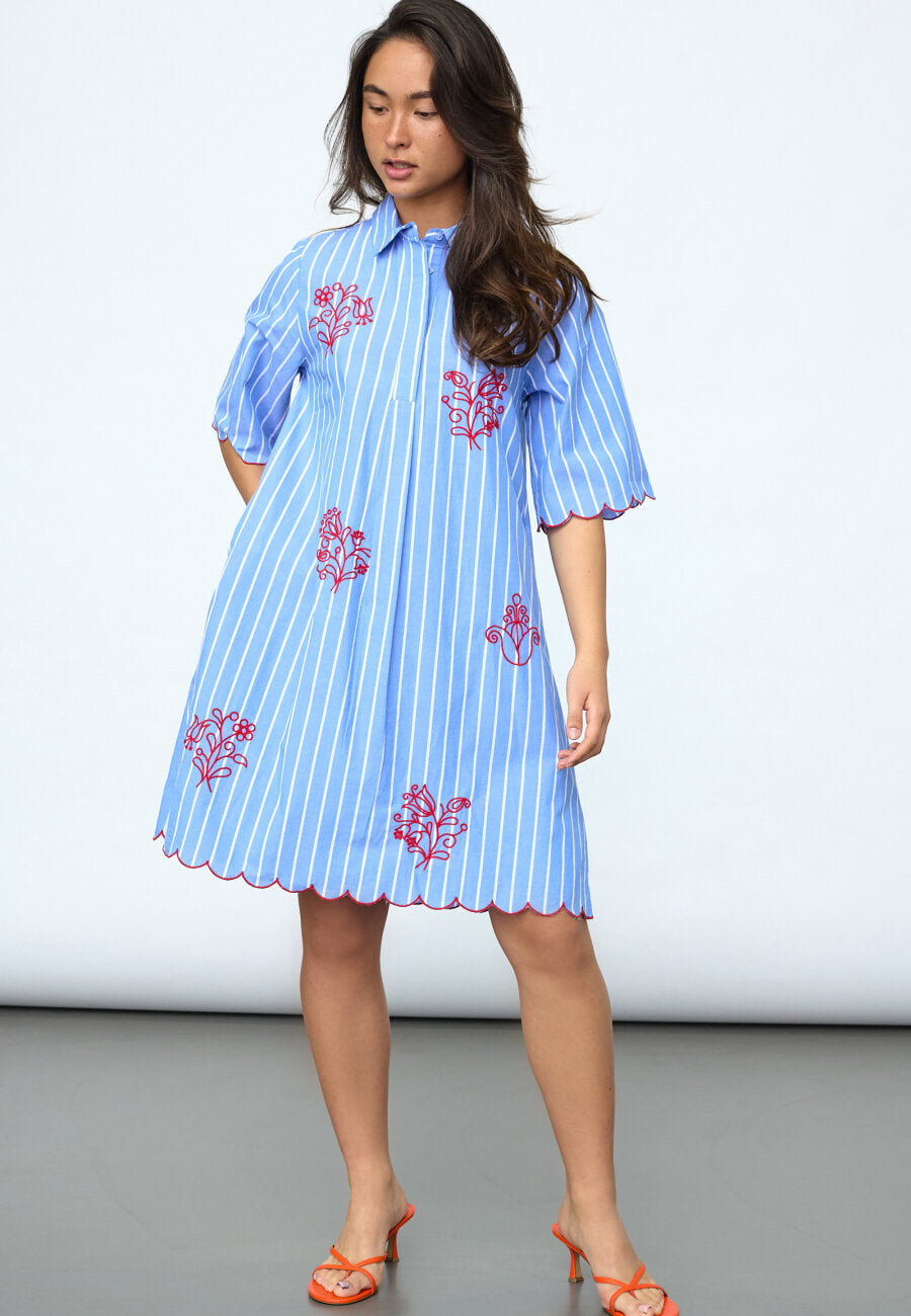 SistersPoint Edina Dress