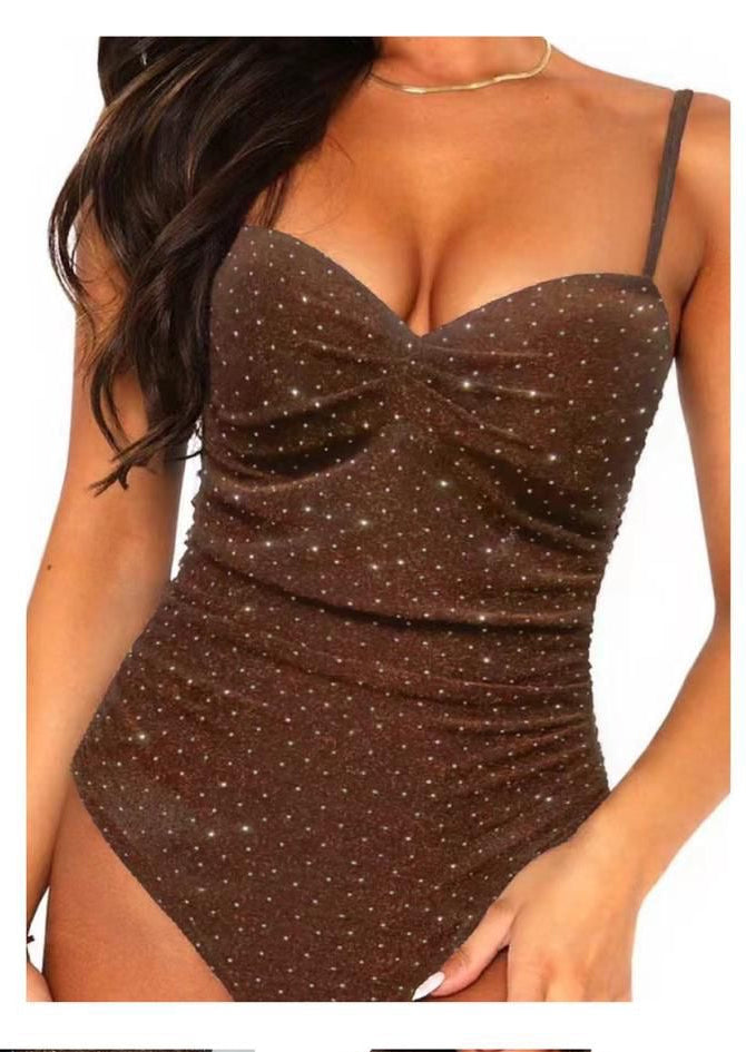 MVD Clothes Bruine velvet body met strass