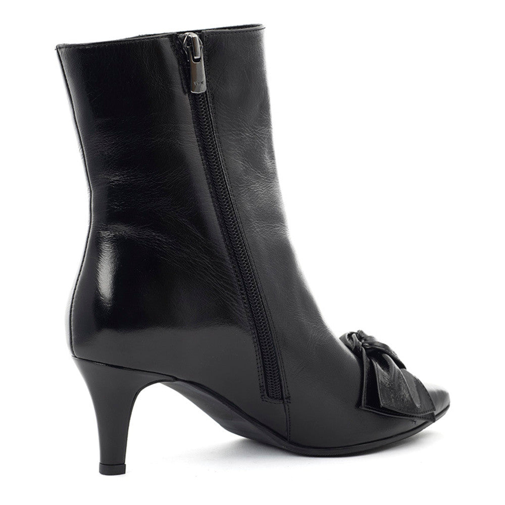 Babouche Trish Enkellaarsje zwart