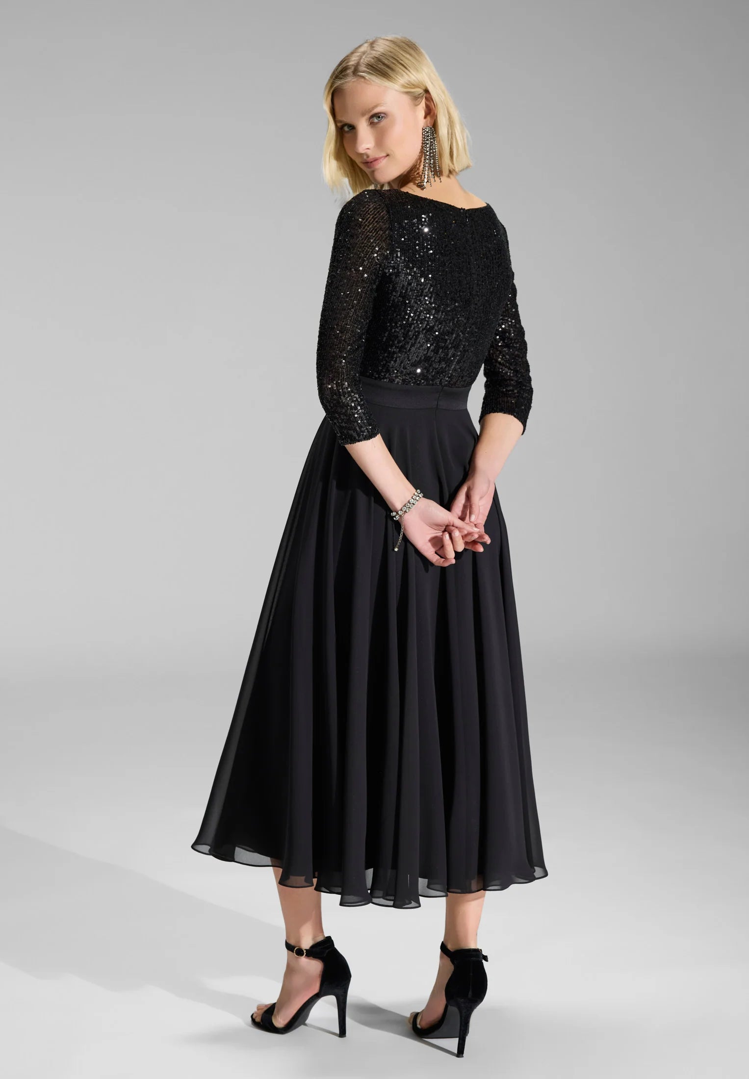 Swing Jurk met pailletten zwart