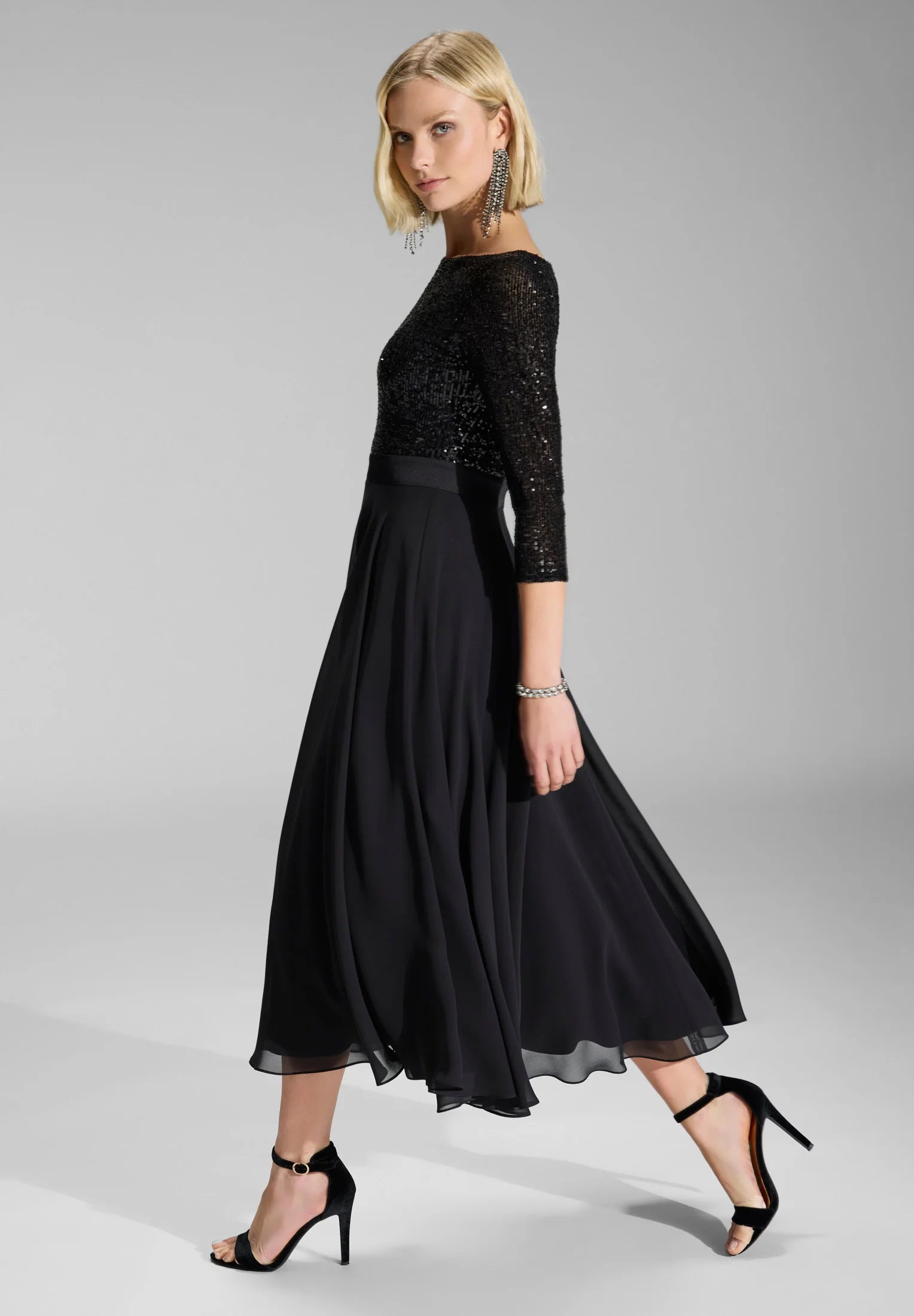 Swing Jurk met pailletten zwart