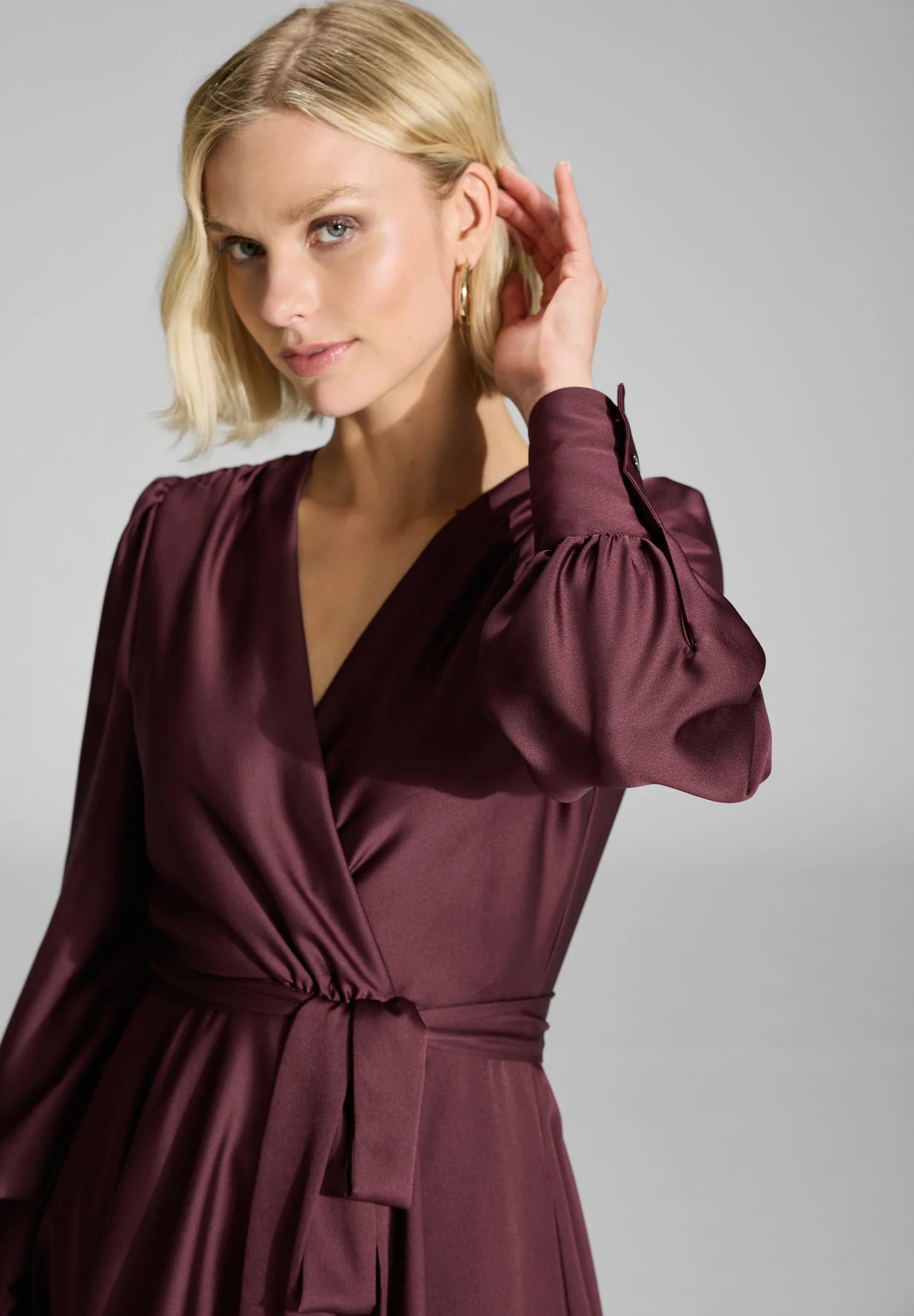 Swing Jurk van satinchiffon bordeaux