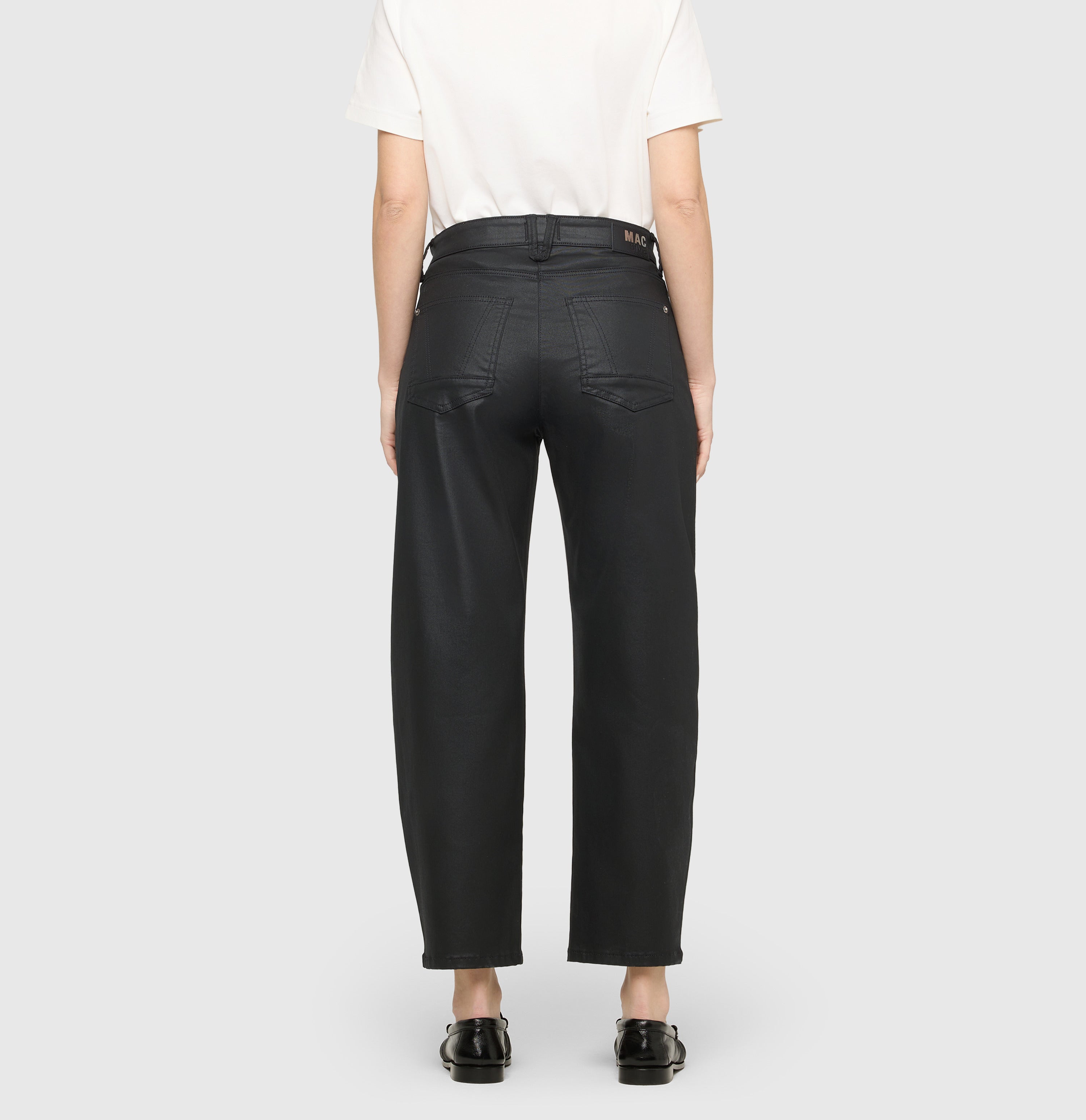 MAC Danni 2.3 – Coated Cotton Tencel Black