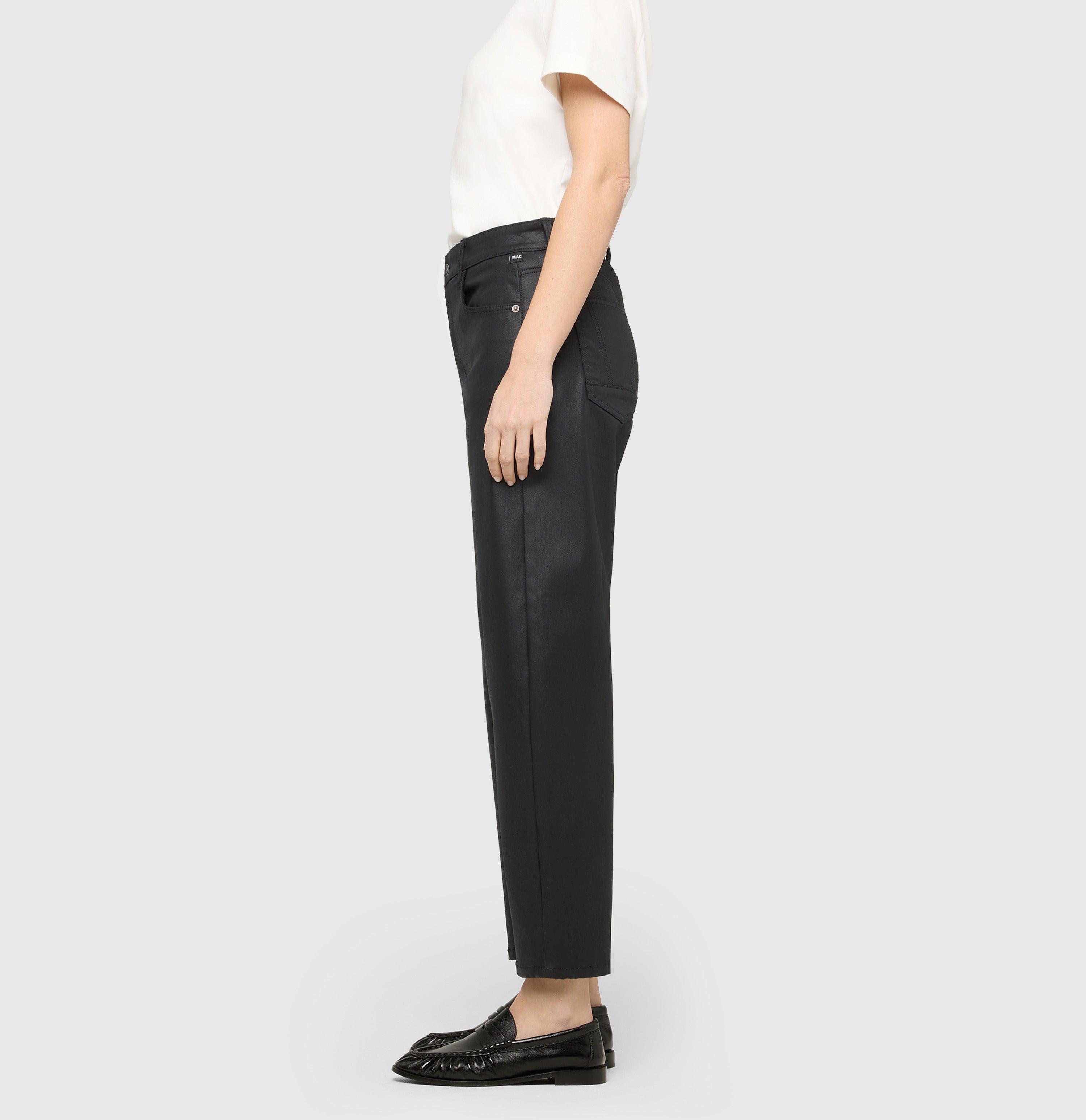 MAC Danni 2.3 – Coated Cotton Tencel Black