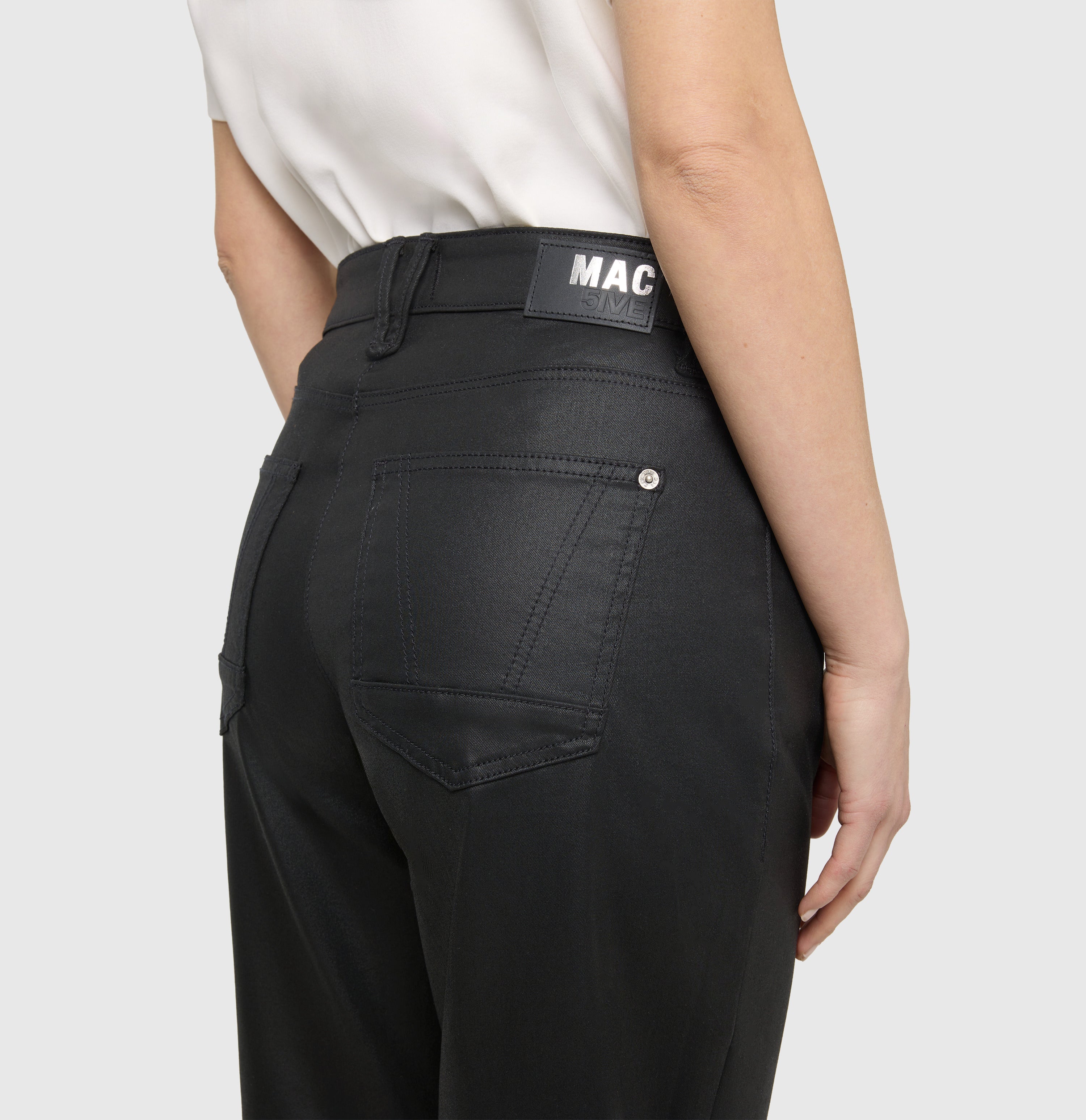 MAC Danni 2.3 – Coated Cotton Tencel Black