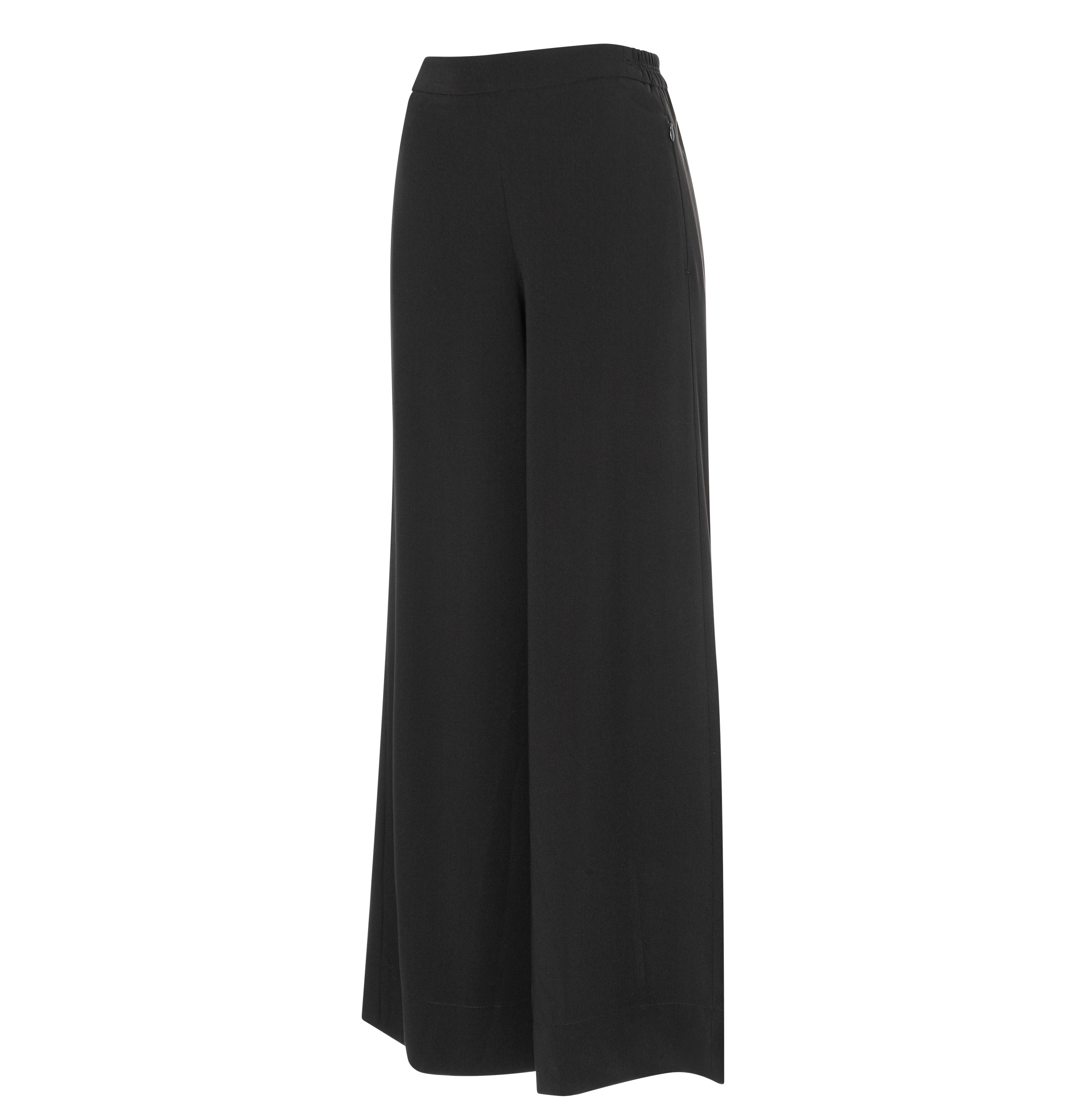 MAC Coralie Floating crepe – Black