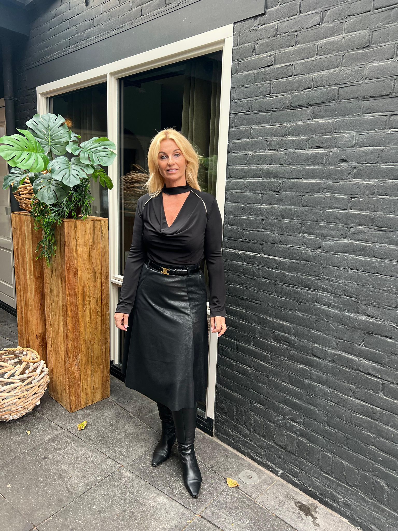 Rinascimento Shaped Top met Lange Mouwen zwart