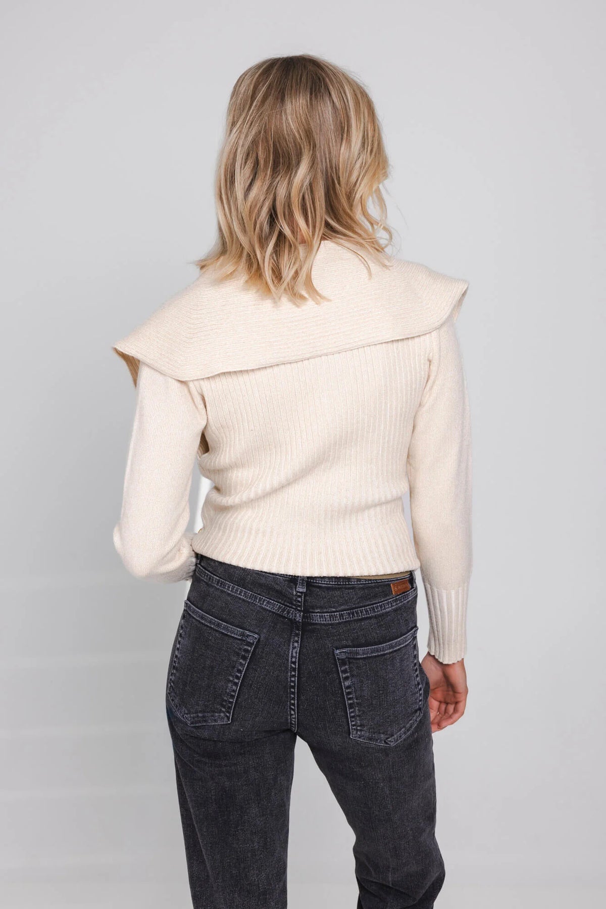 Accentil Sia Knit Winter White