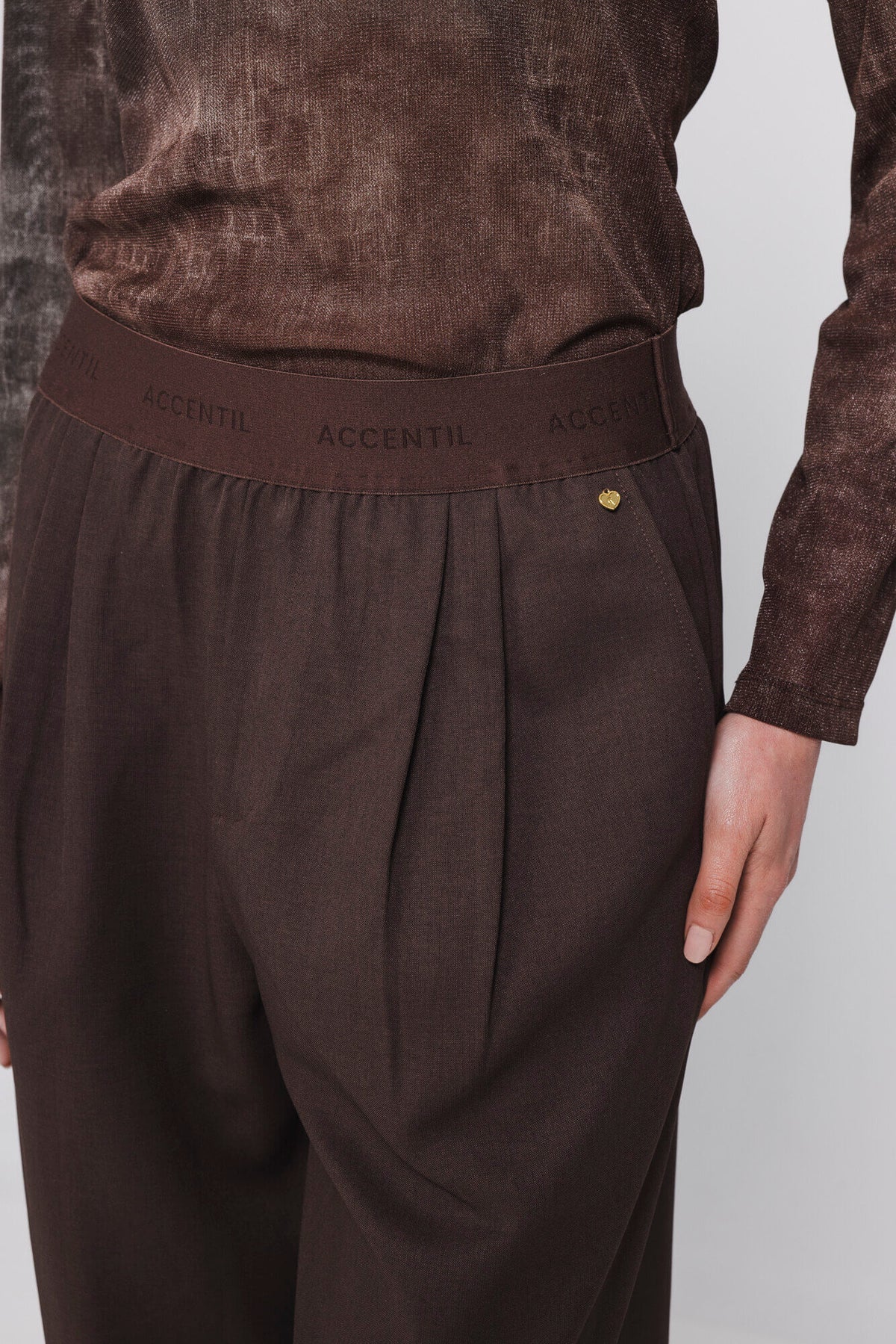 Accentil Pam Pants Deep Cocoa