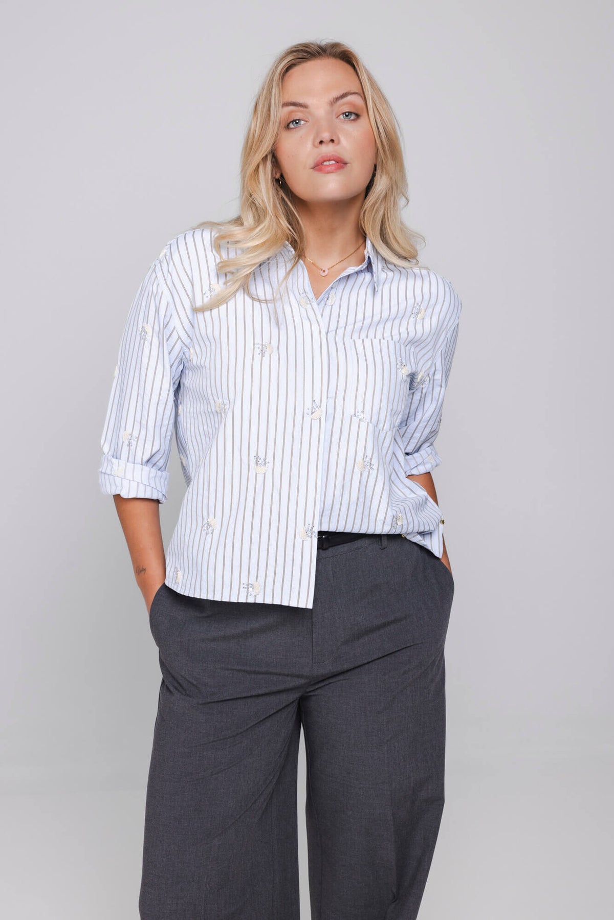 Accentil Vivina Blouse Blue Frost