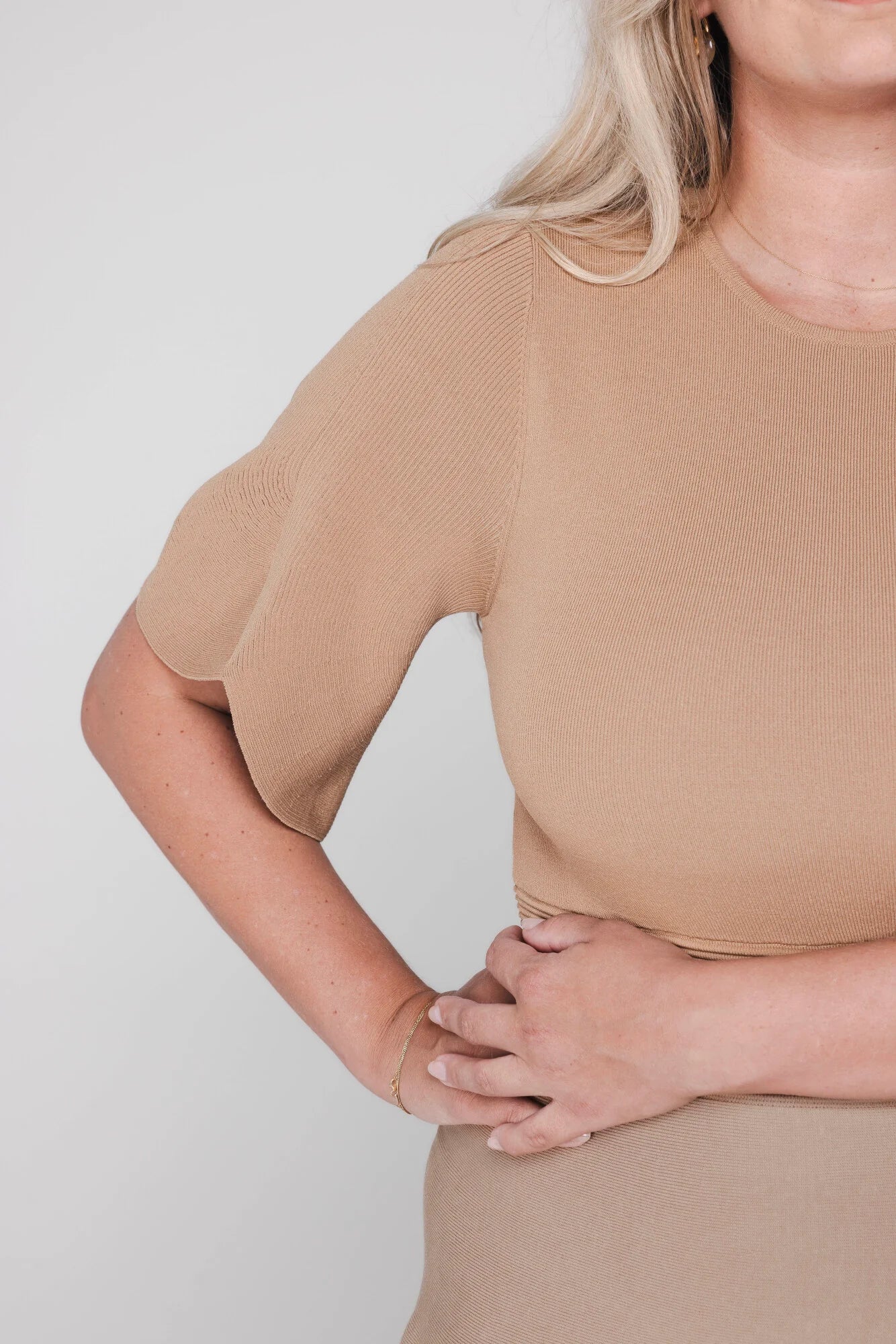 Accentil Kaat Dress Sand