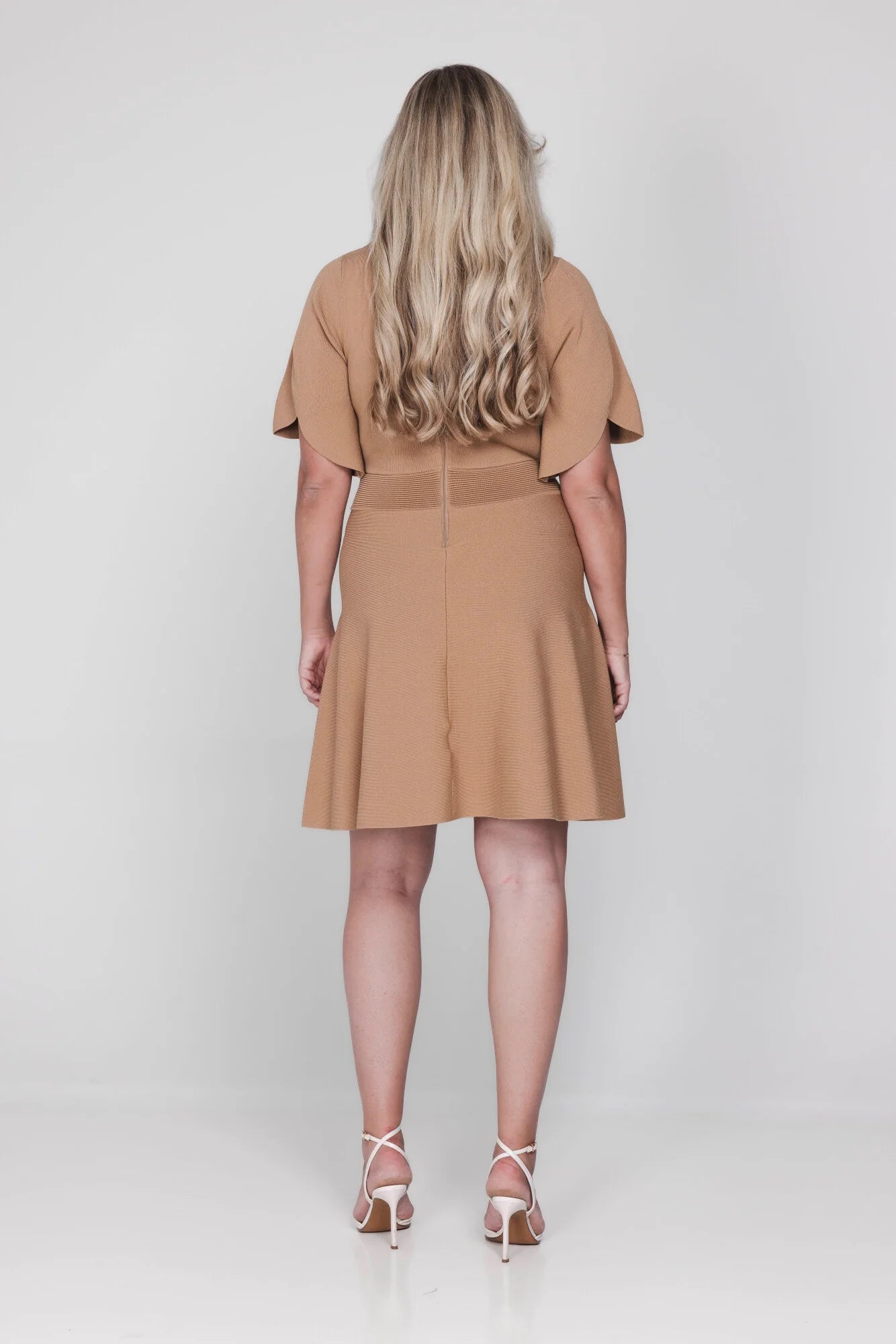 Accentil Kaat Dress Sand