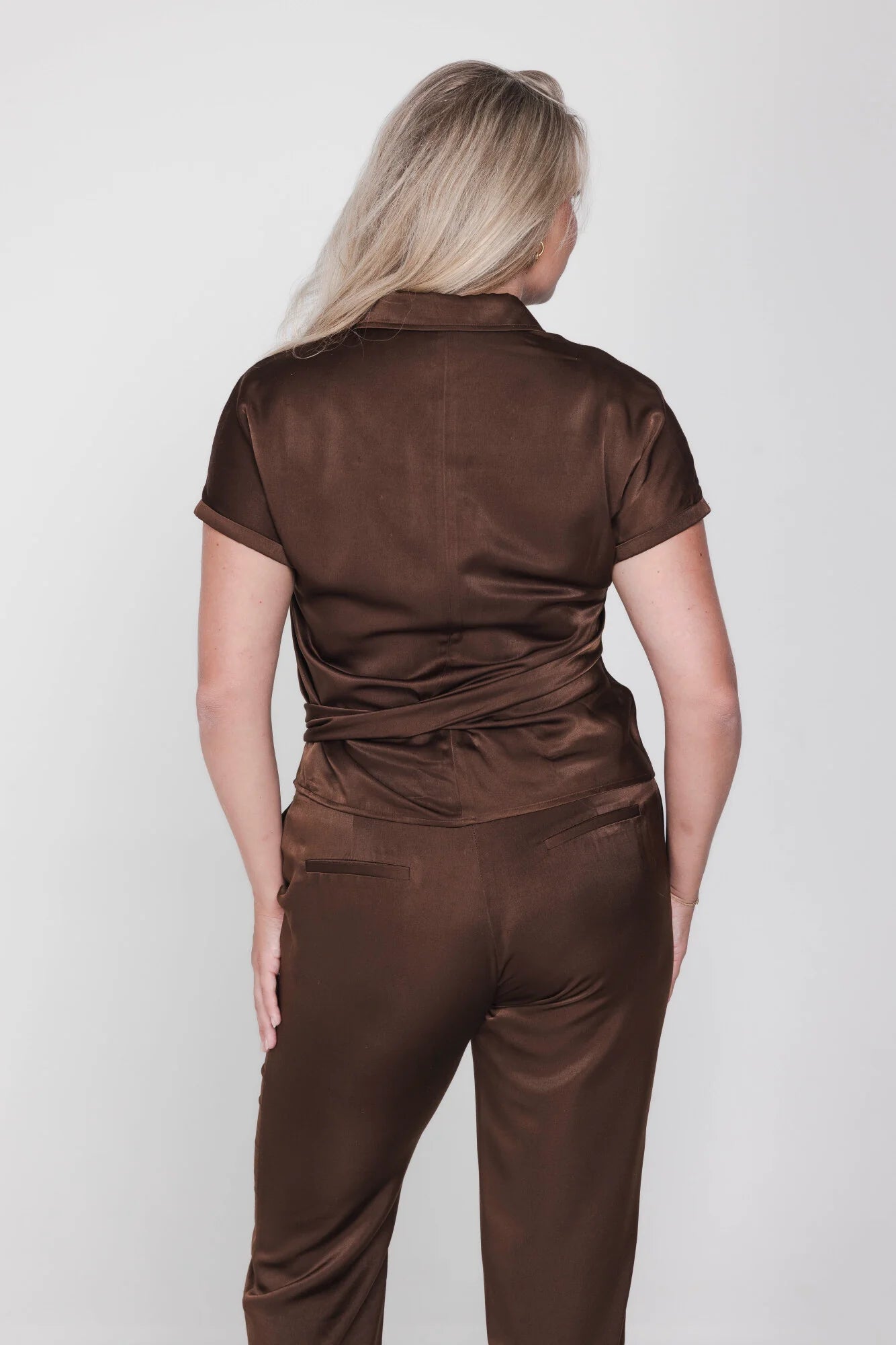 Accentil Jasmin Blouse – Espresso