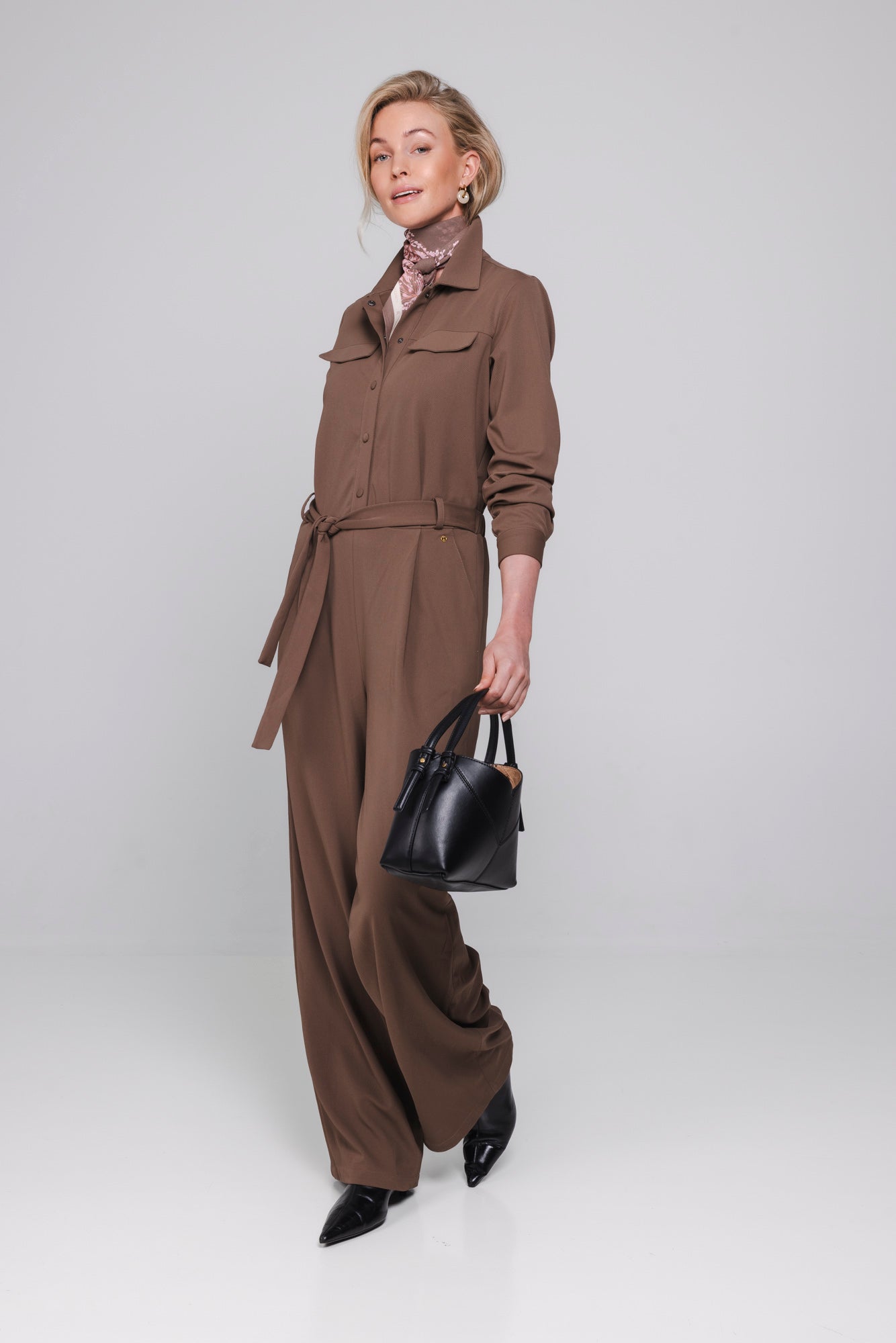 Accentil Cira Jumpsuit Mocha