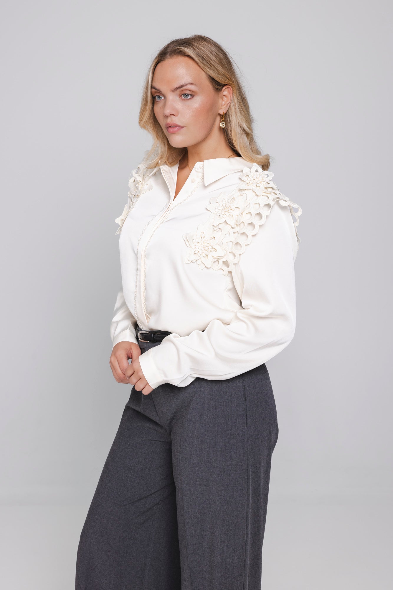 Accentil Elisse Blouse Winter White