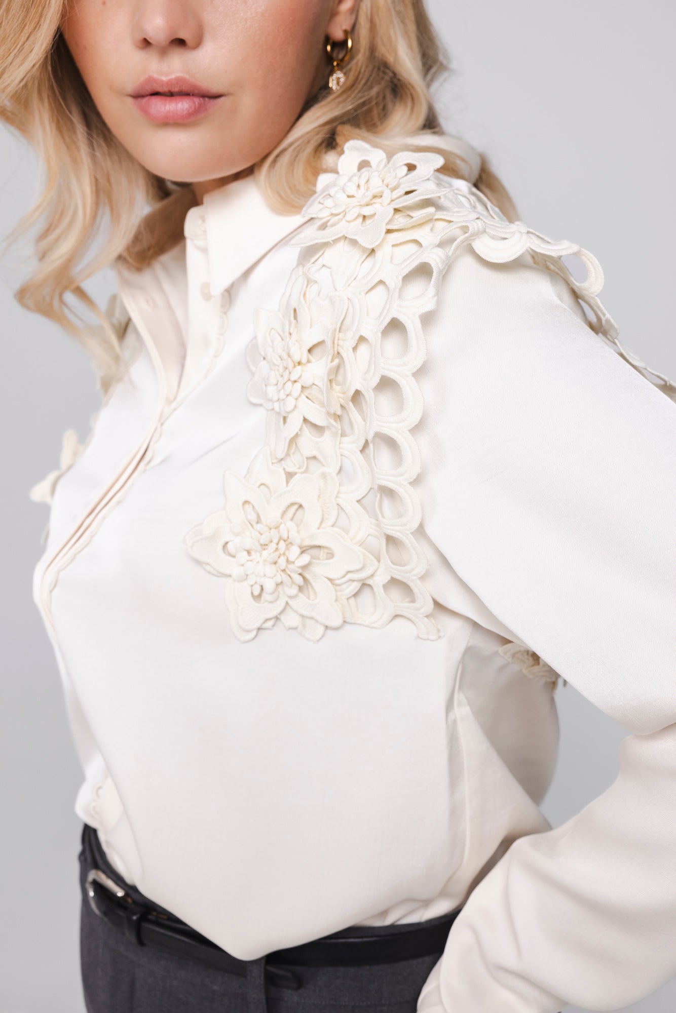 Accentil Elisse Blouse Winter White