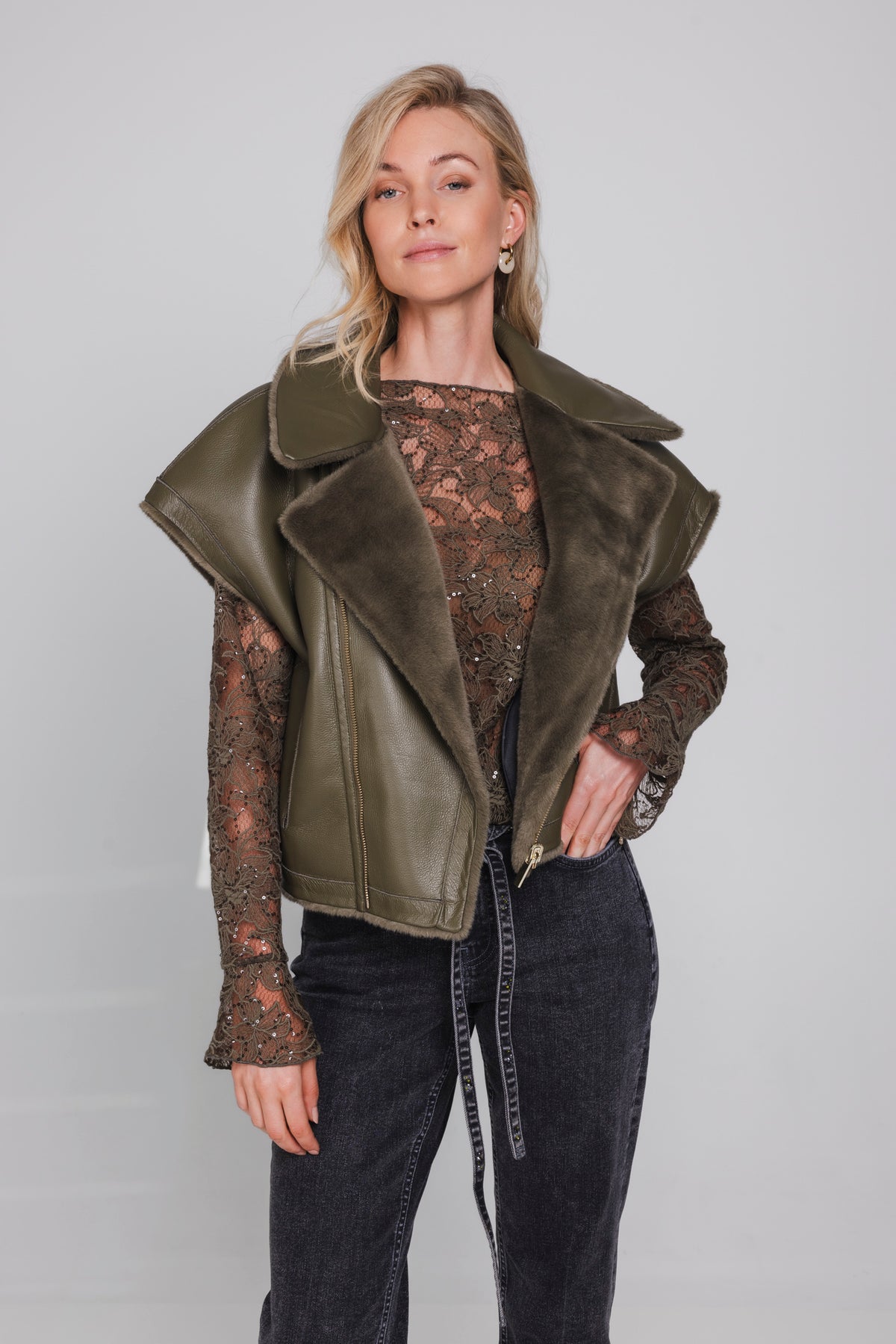 Accentil Verina Gilet Moss Green