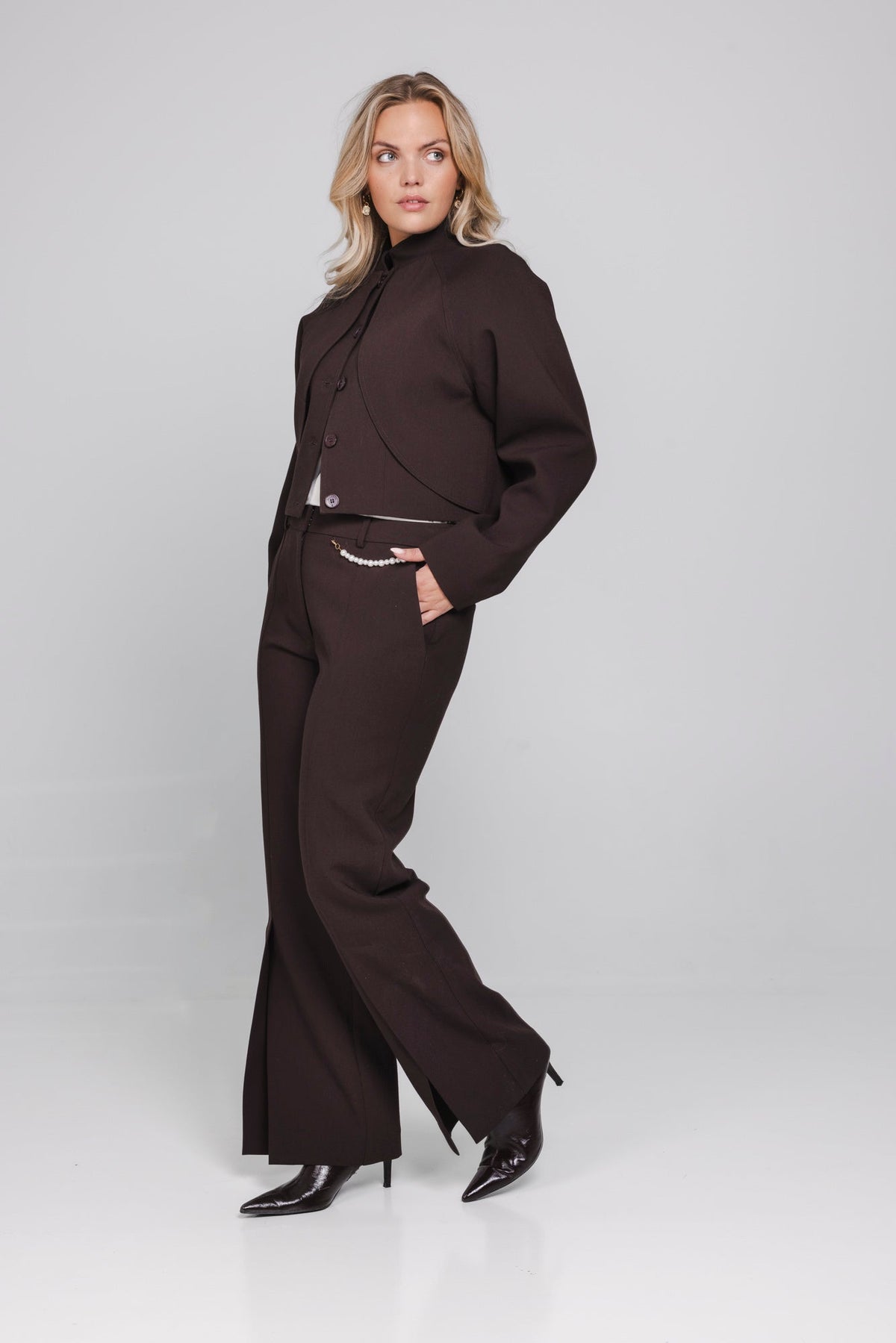 Accentil Aveal Pants Dark Roast