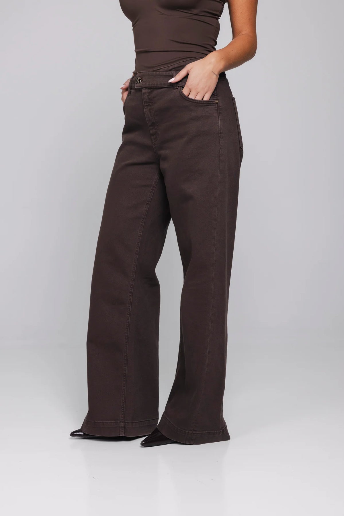 Accentil Minae Jeans Deep Chestnut