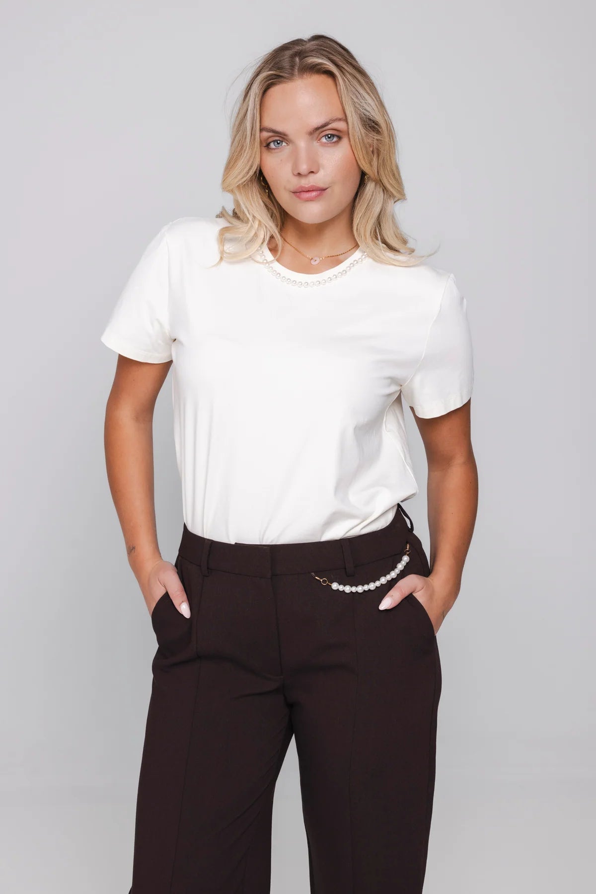 Accentil Zeya T-Shirt Warm Ivory