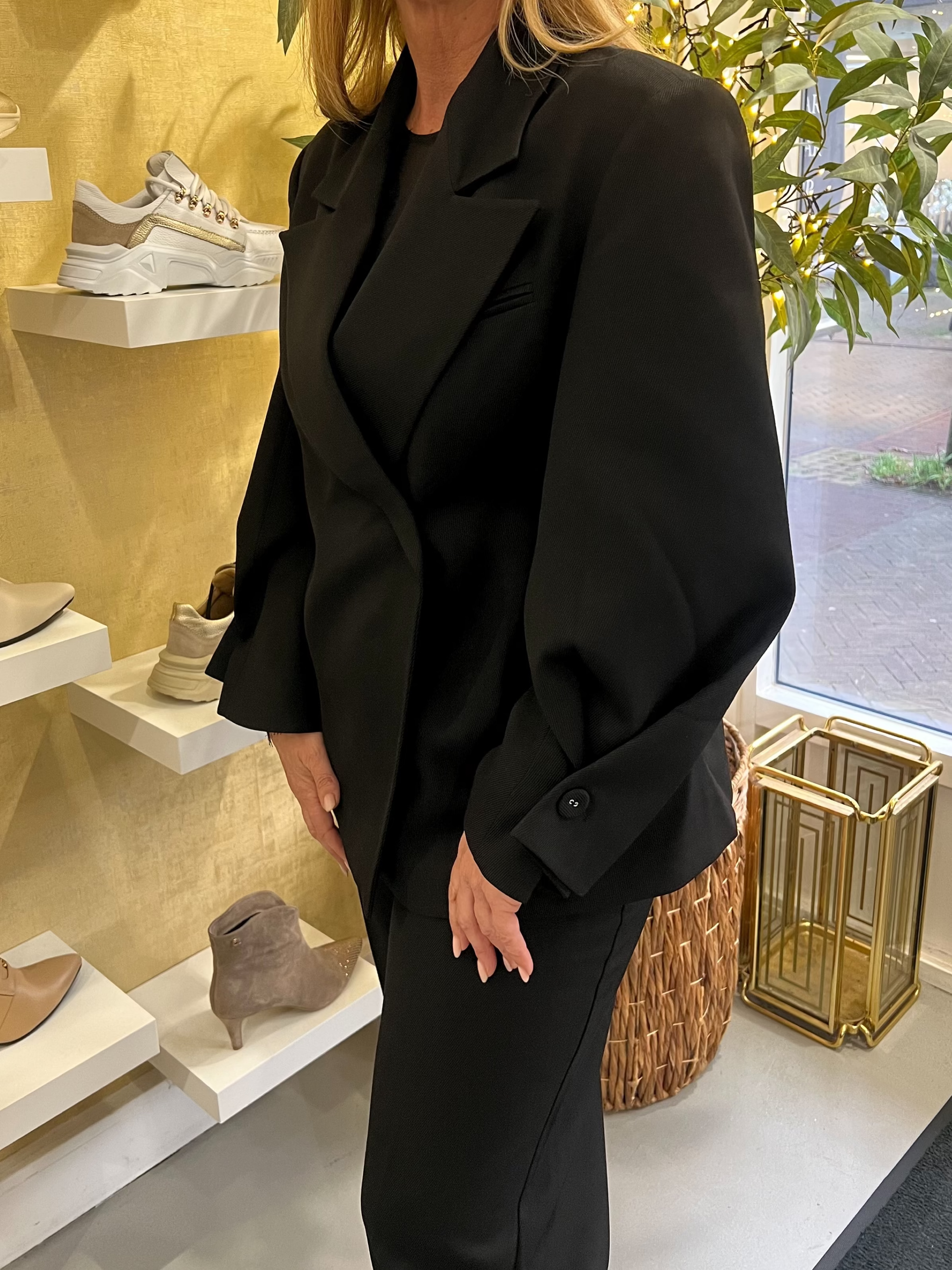 Est’Seven – Israe blazer