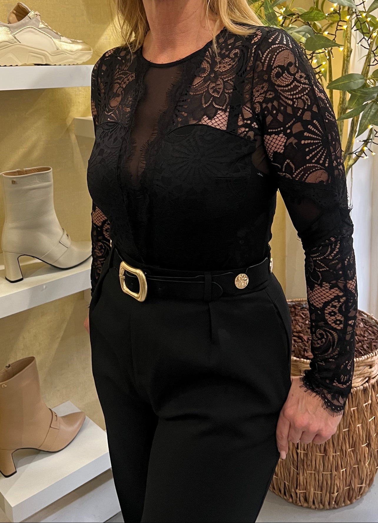 Est’Seven – Kalila body