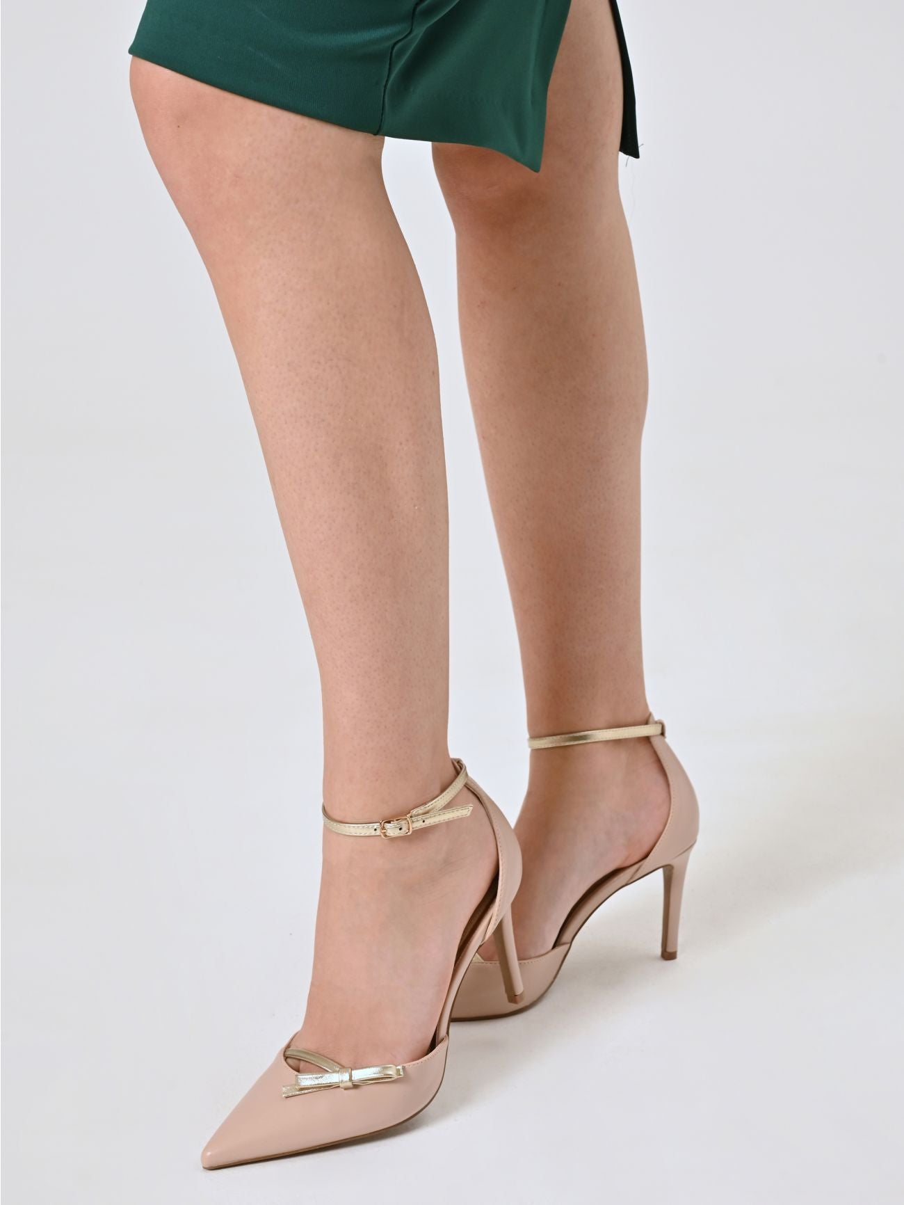 Rinascimento Pumps met Enkelriem en Strikjes