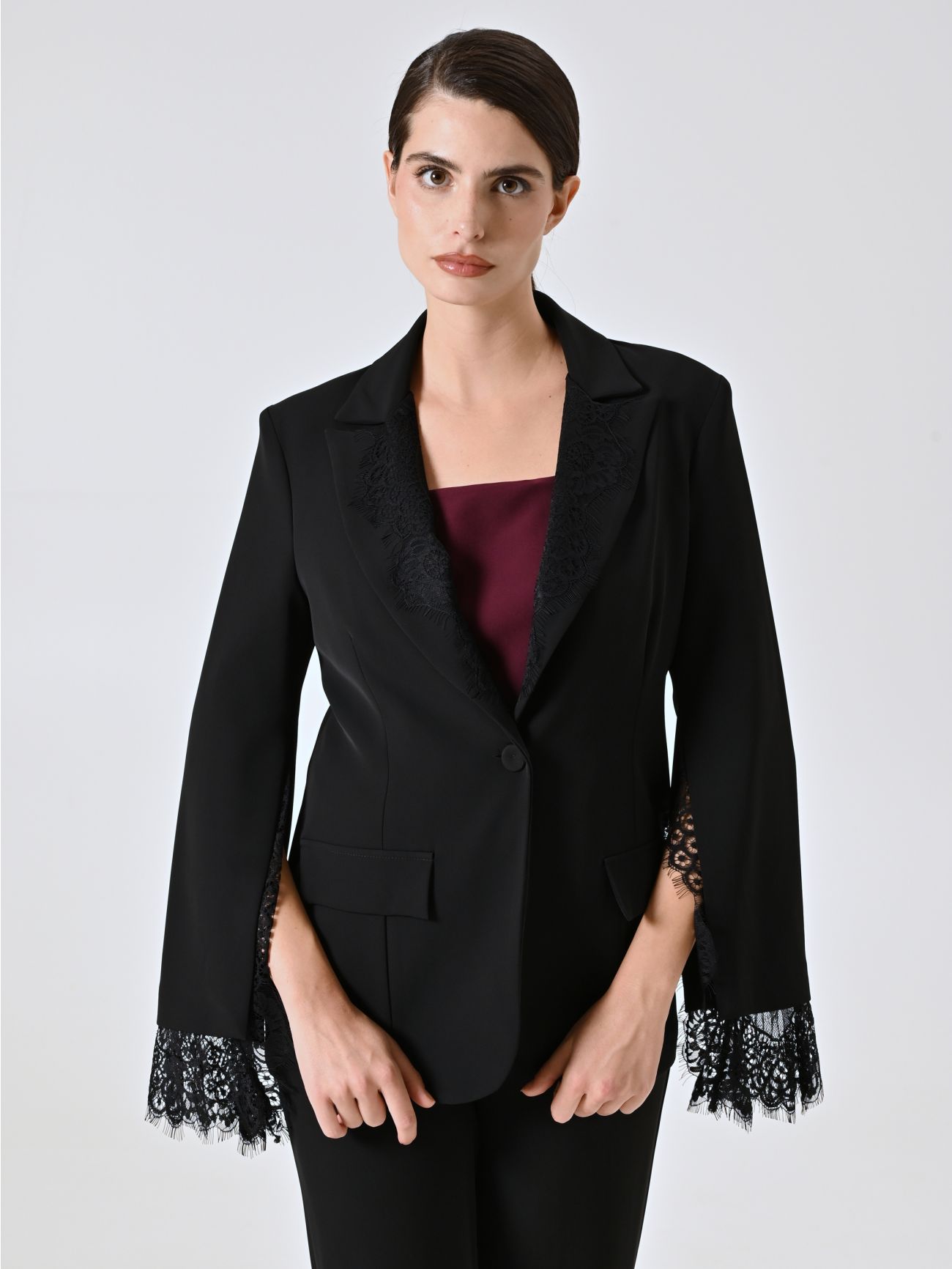Rinascimento Zwarte Cady Blazer met kant