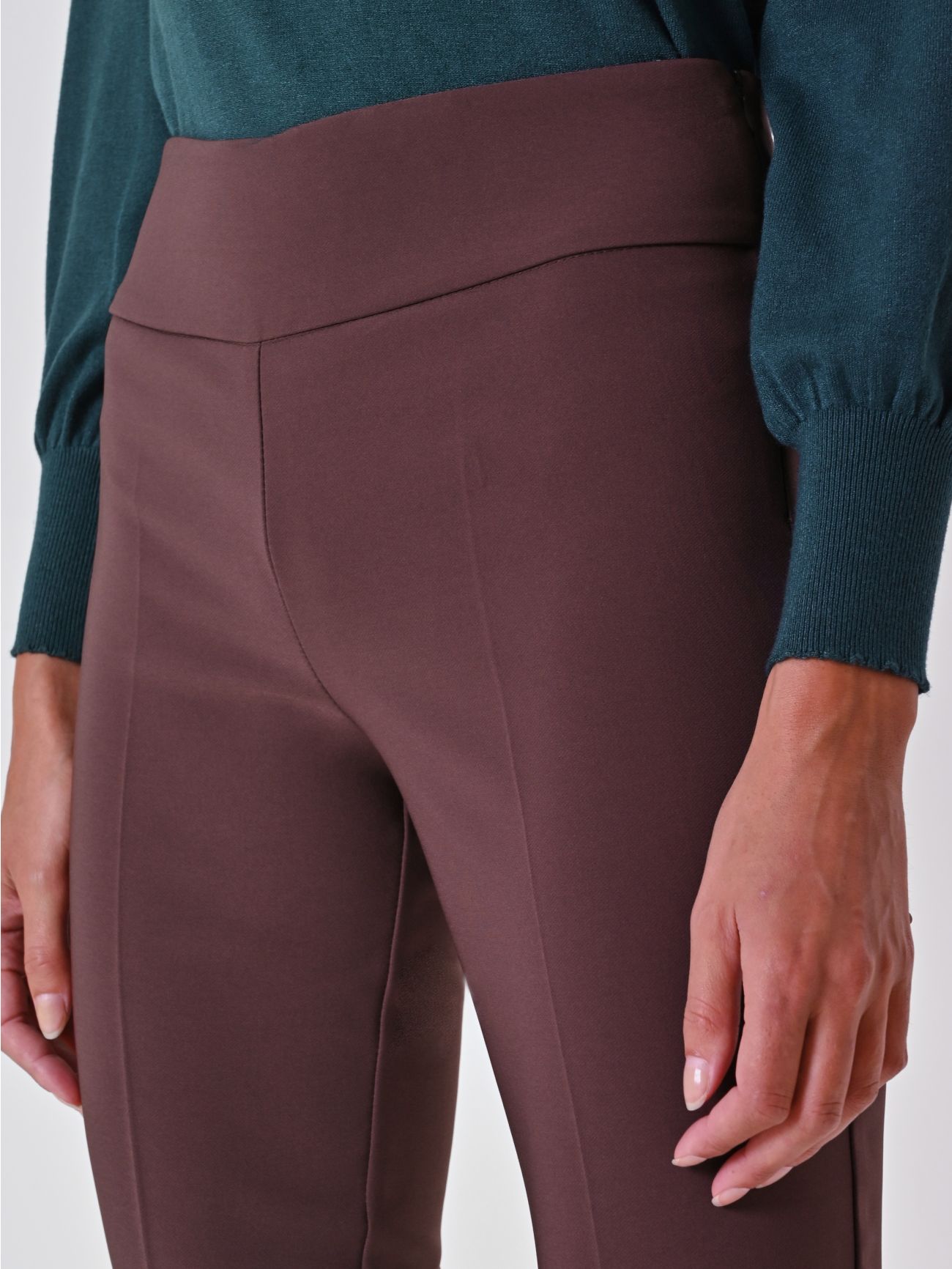 Rinascimento Chocolate Flared broek