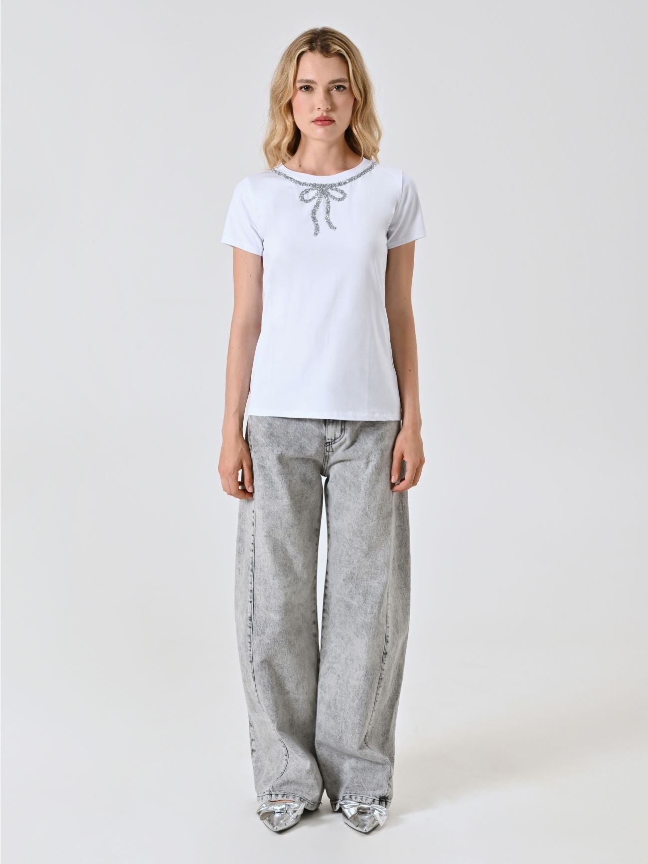 Rinascimento T-Shirt met Rhinestone strik