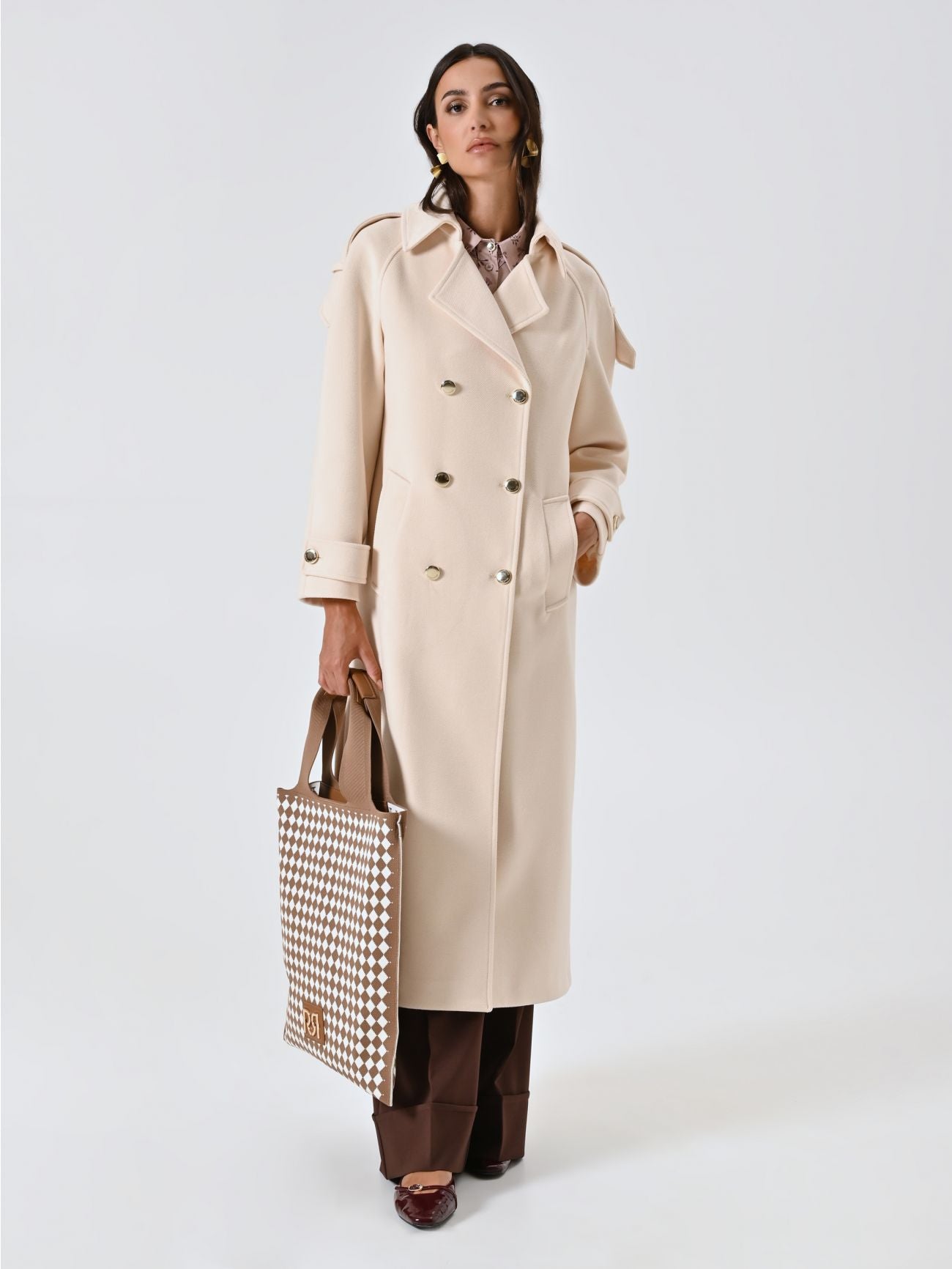 Rinascimento Beige Oversized Jas