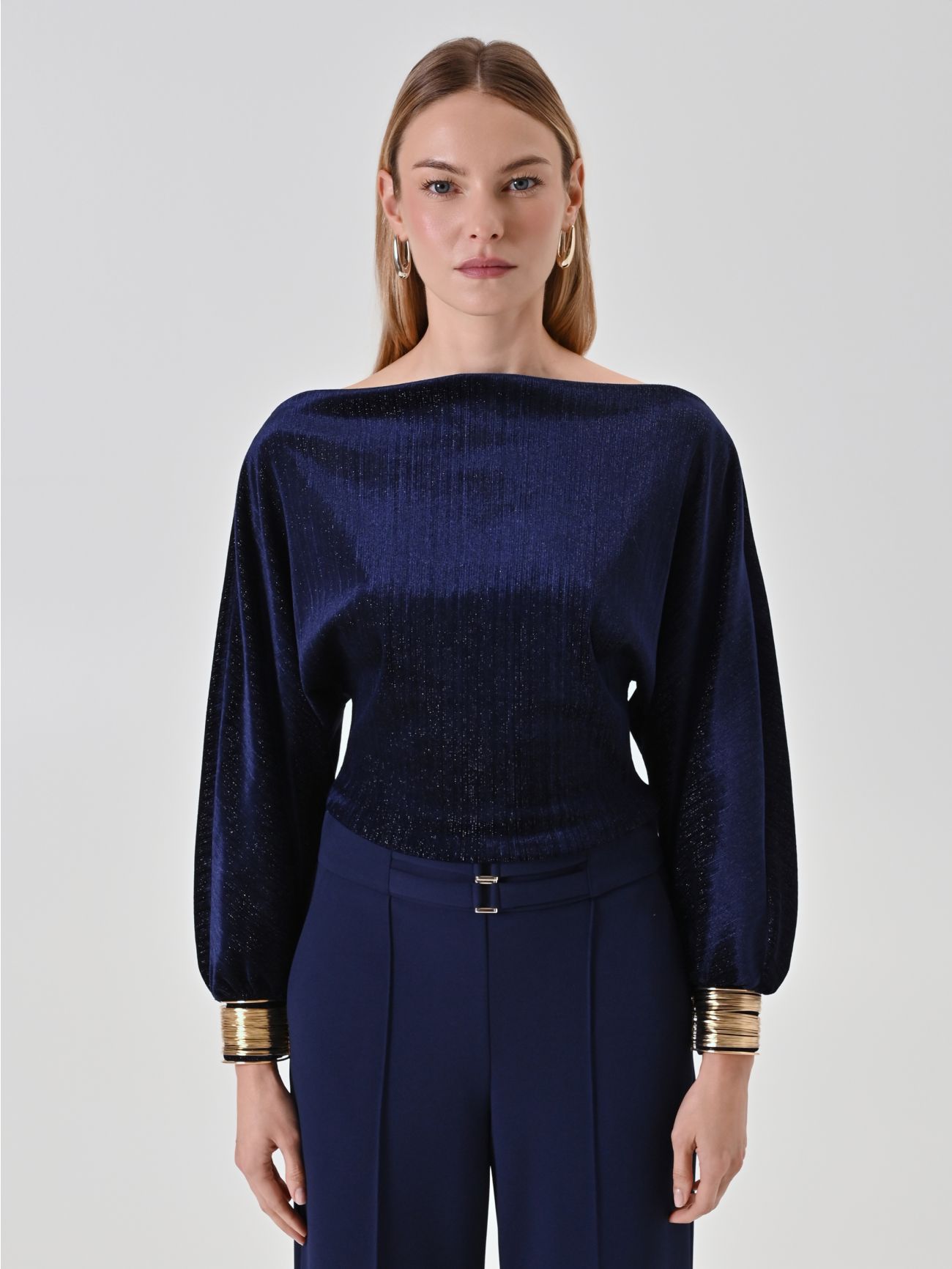 Rinascimento Navyblauwe Lurex Top met armbanden