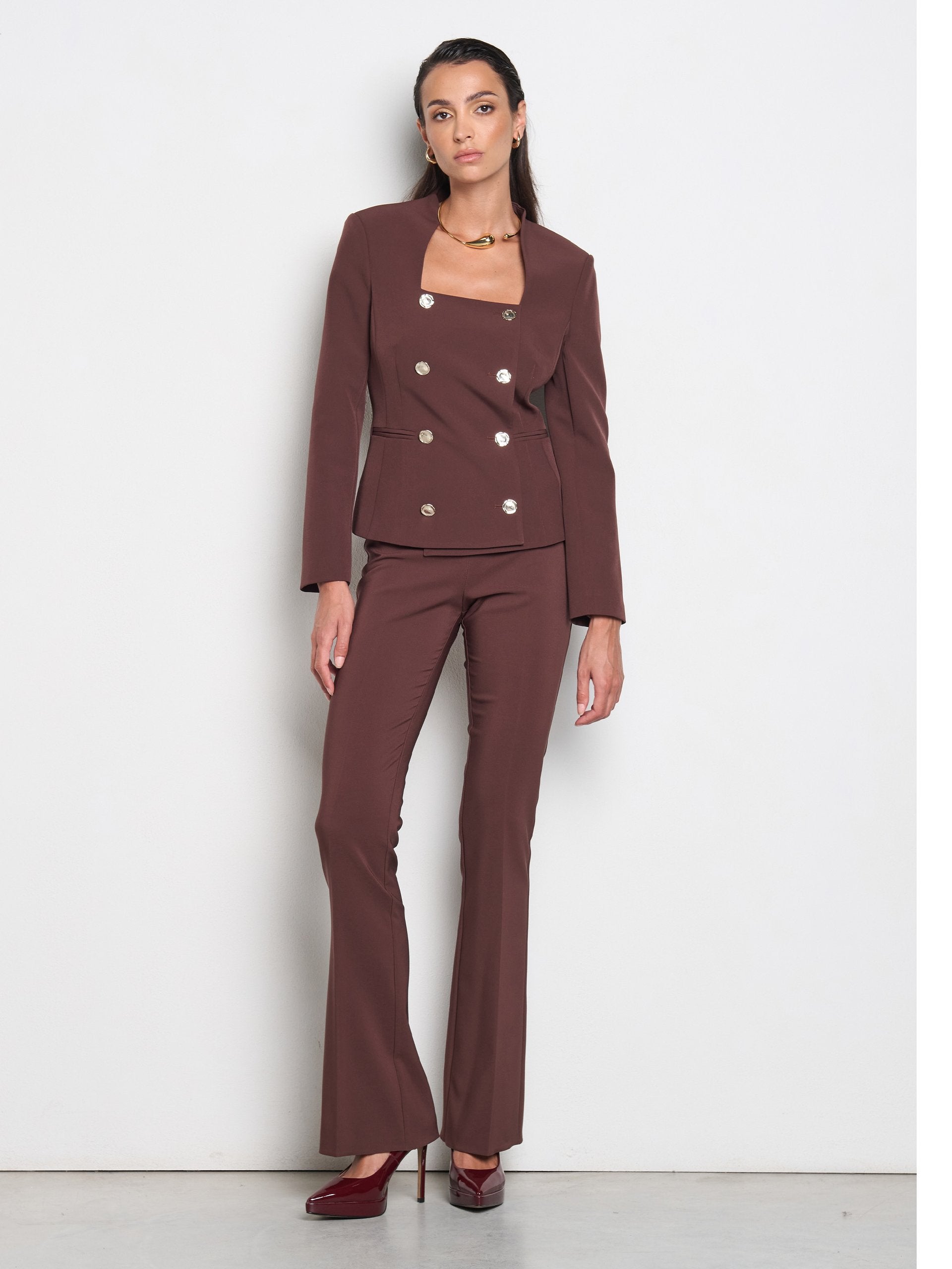 Rinascimento Chocolate Flared Broek met Gouden Knopen