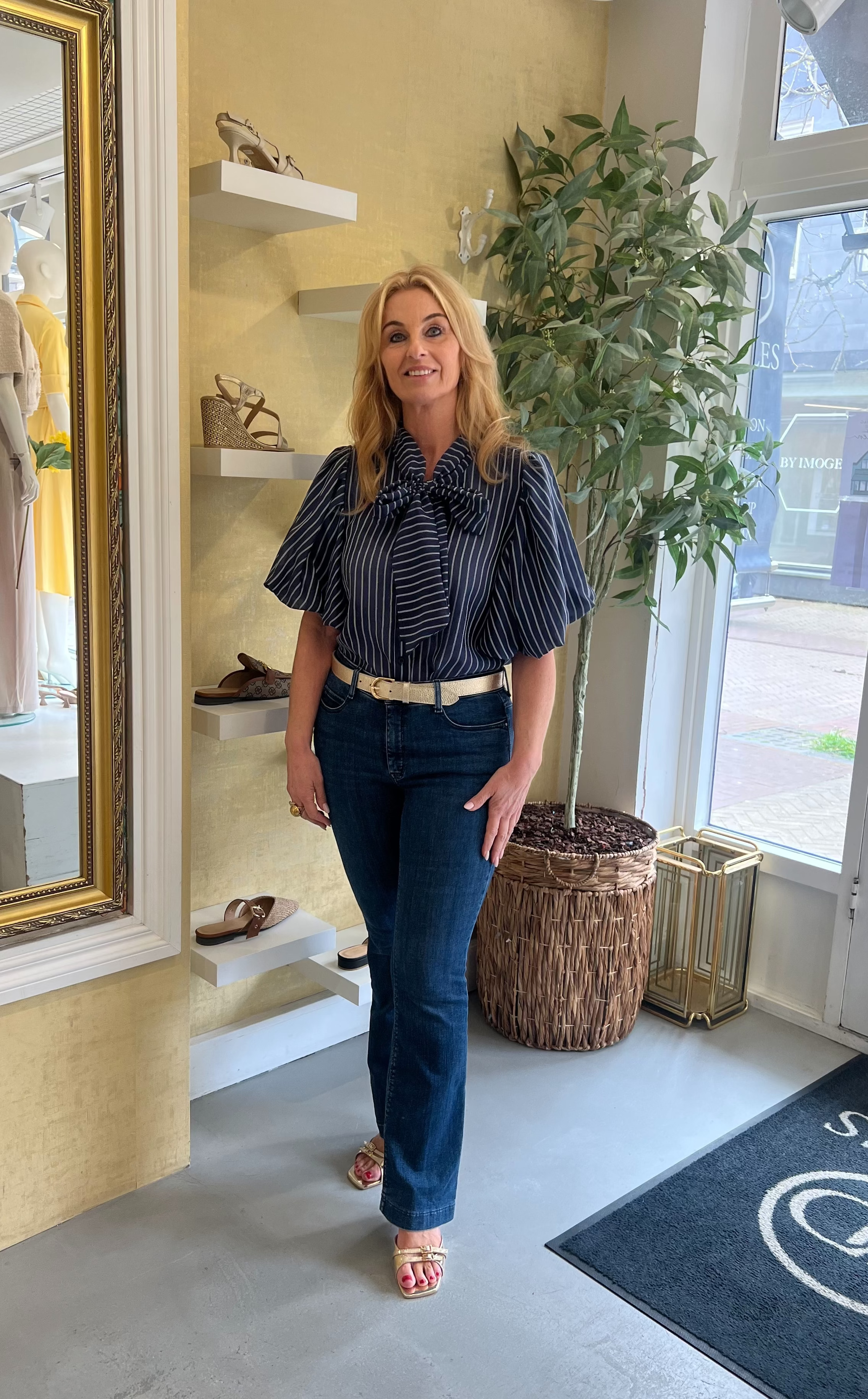 MVD Soft Bow Blouse Navy