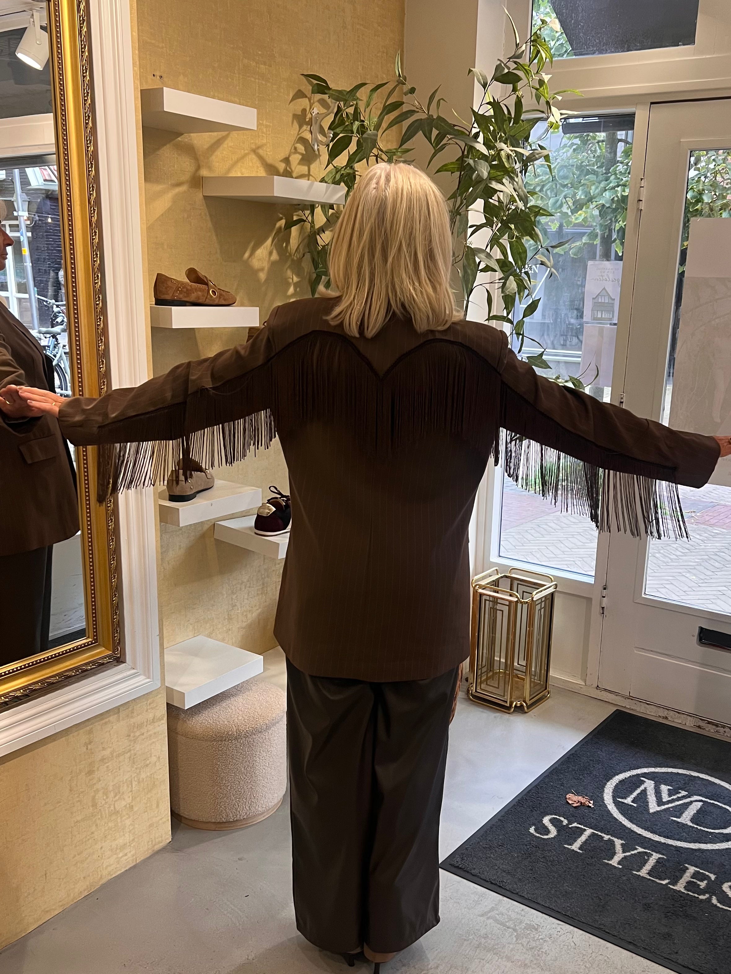MVD Blazer Fringe – Bruin
