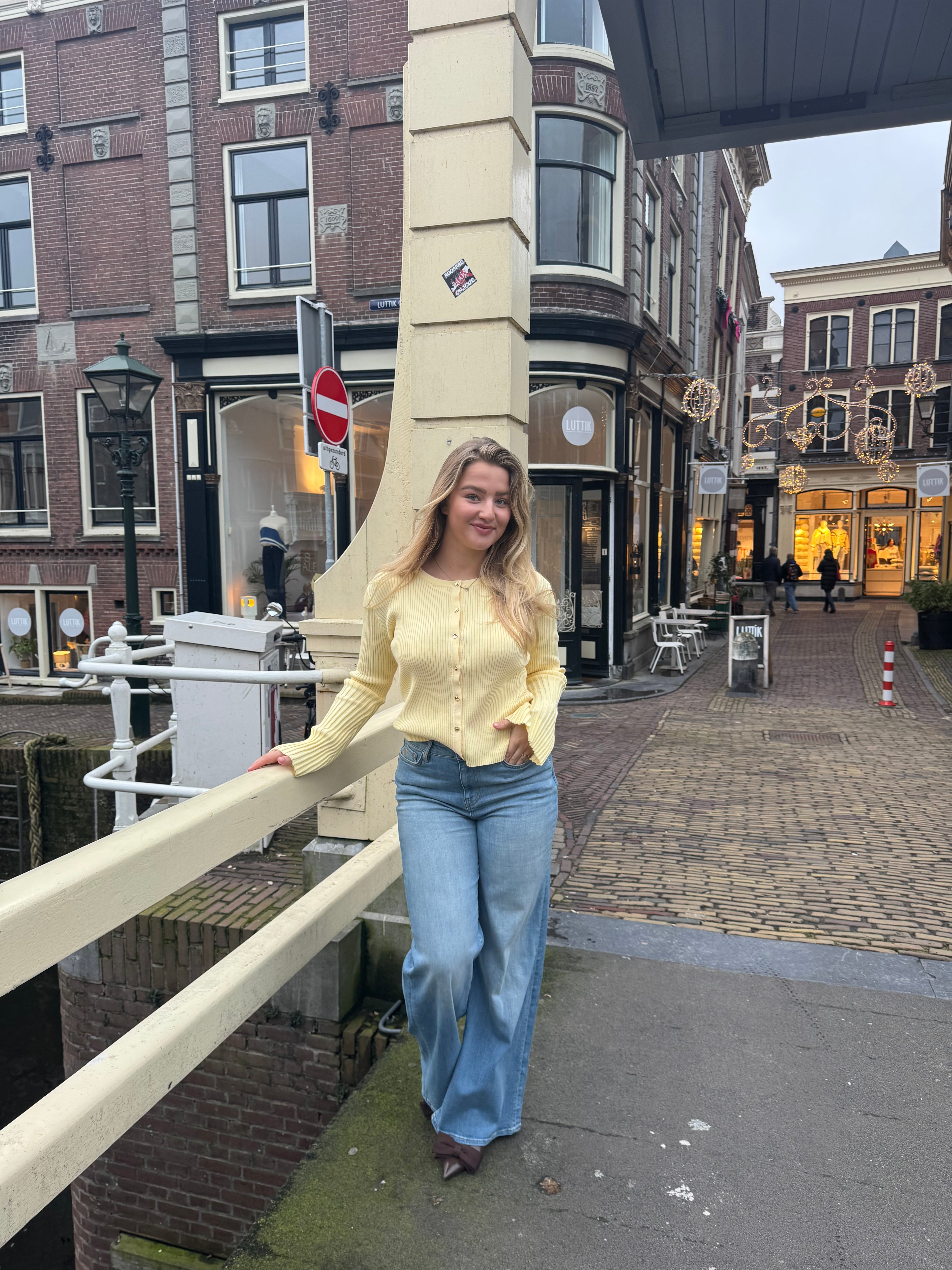MVD Rib Top Flare Sleeve Butteryellow