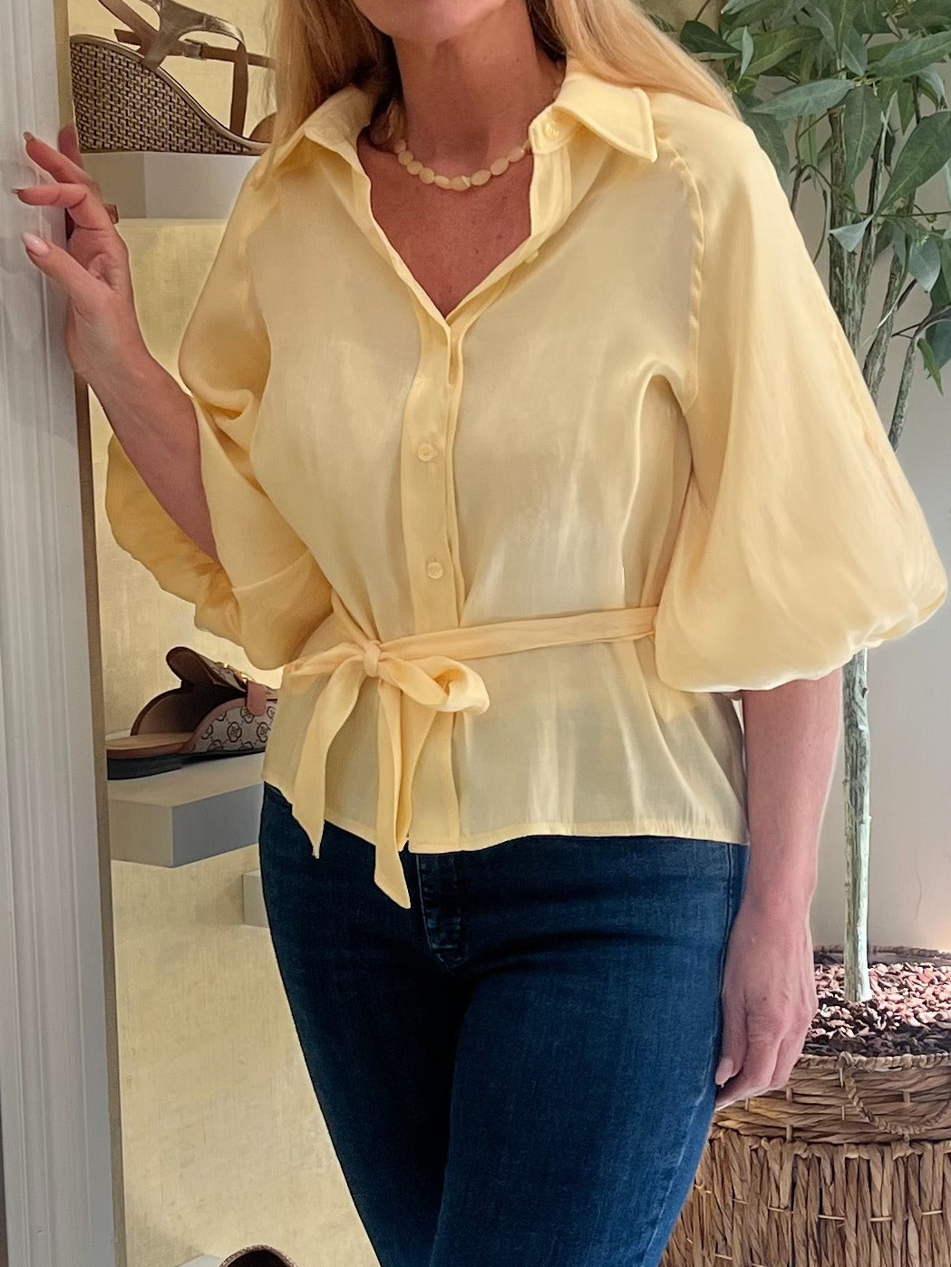 MVD Satin Look Blouse Butteryellow