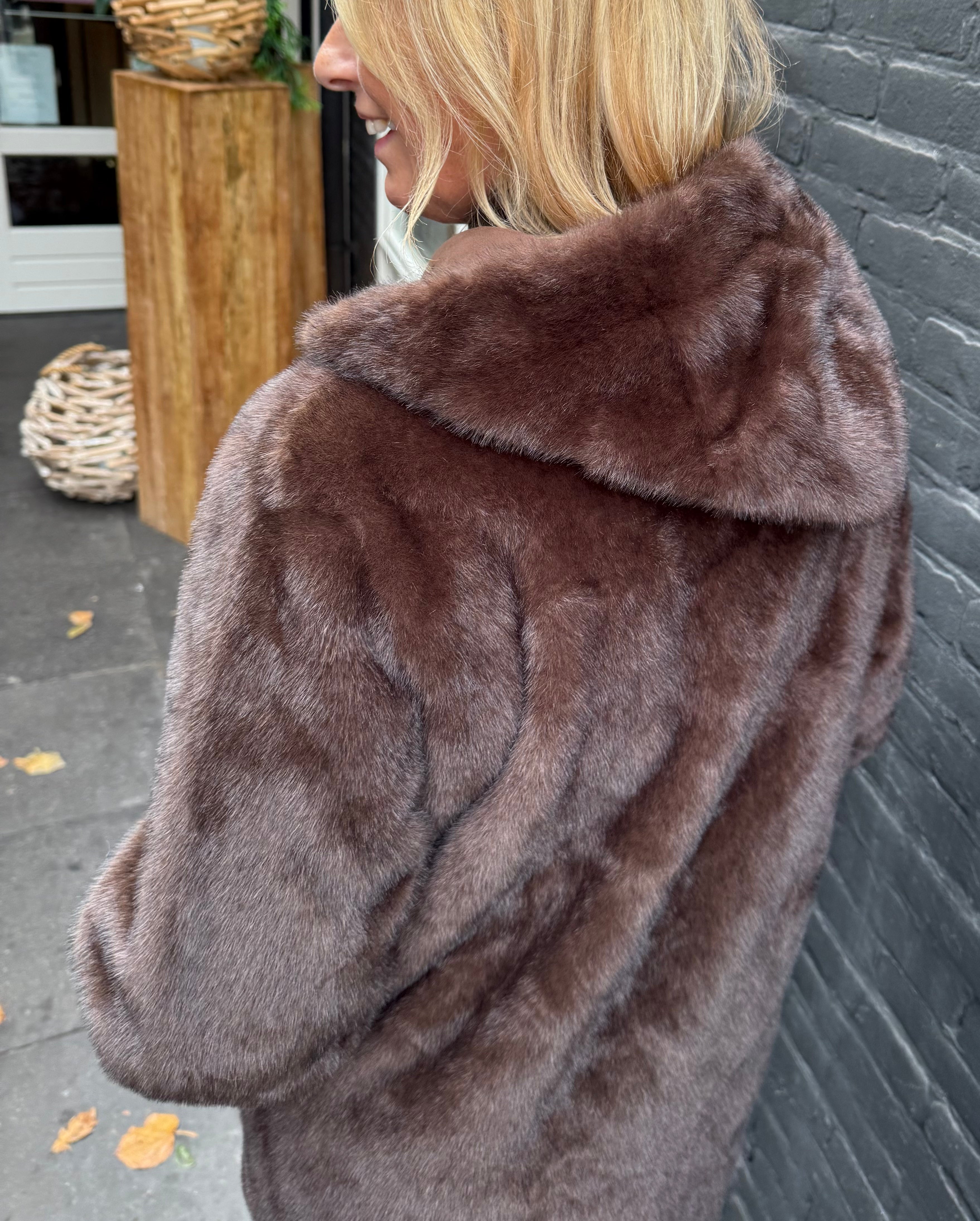 Rinascimento Faux Fur Jas bruin