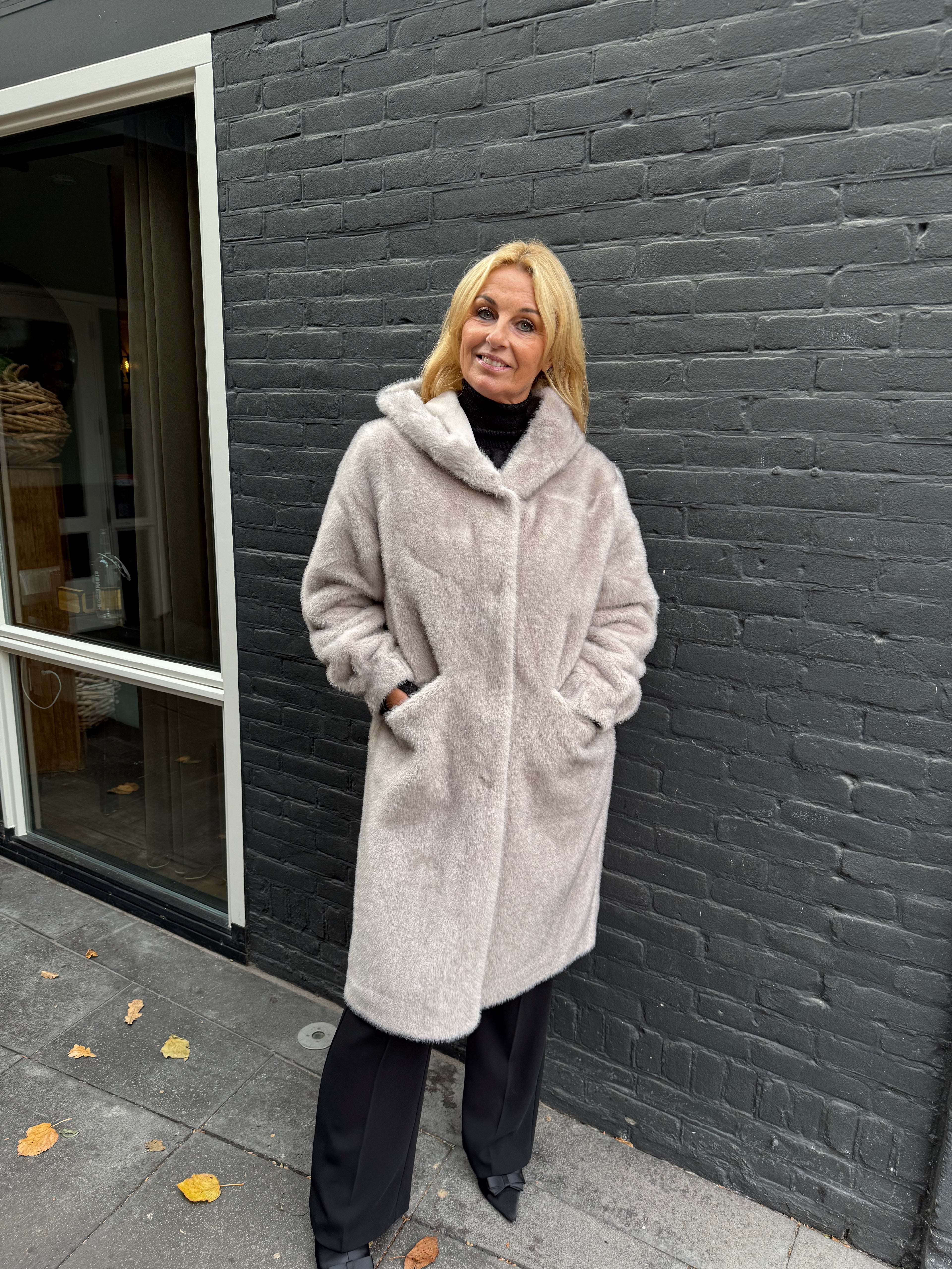 Rinascimento Faux Fur Jas light grey