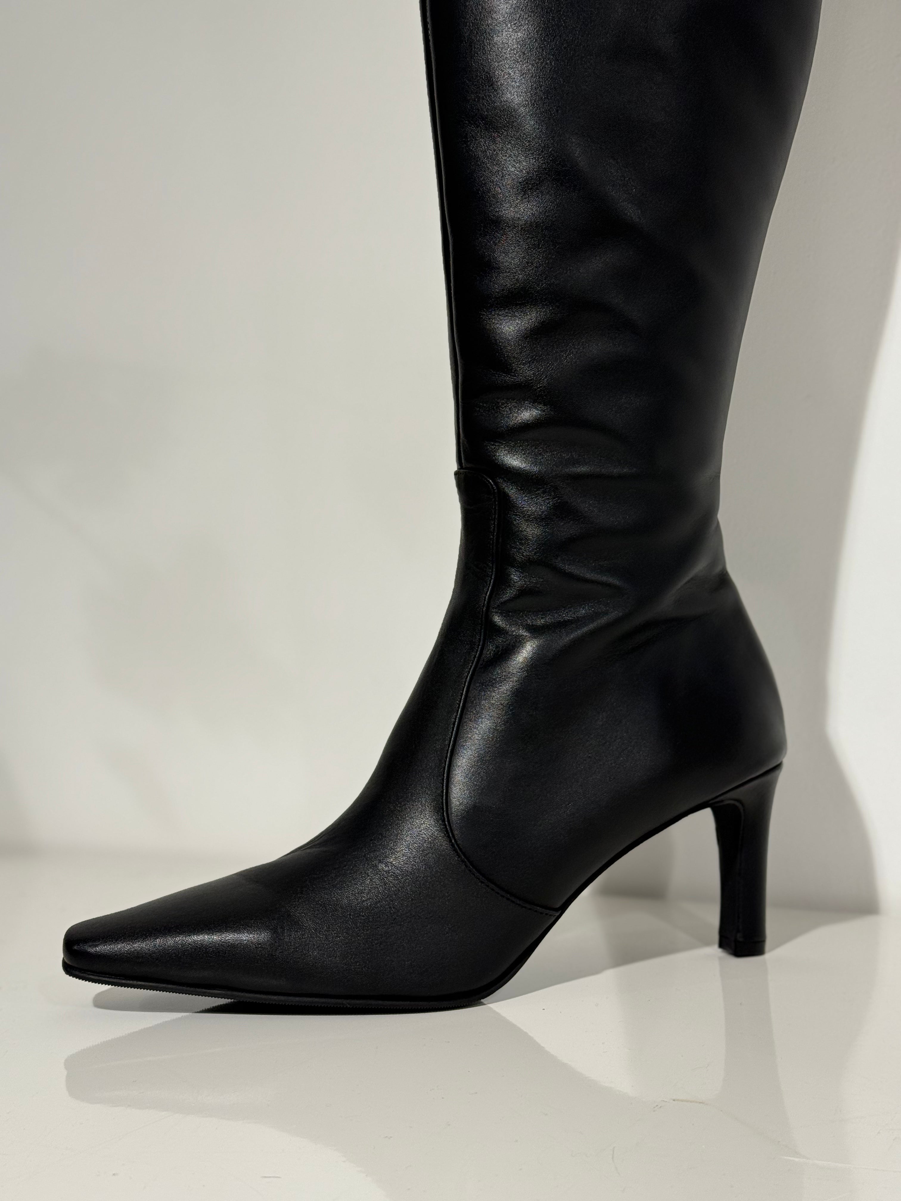 Babouche Siri Zwarte Leren Laars met Hak