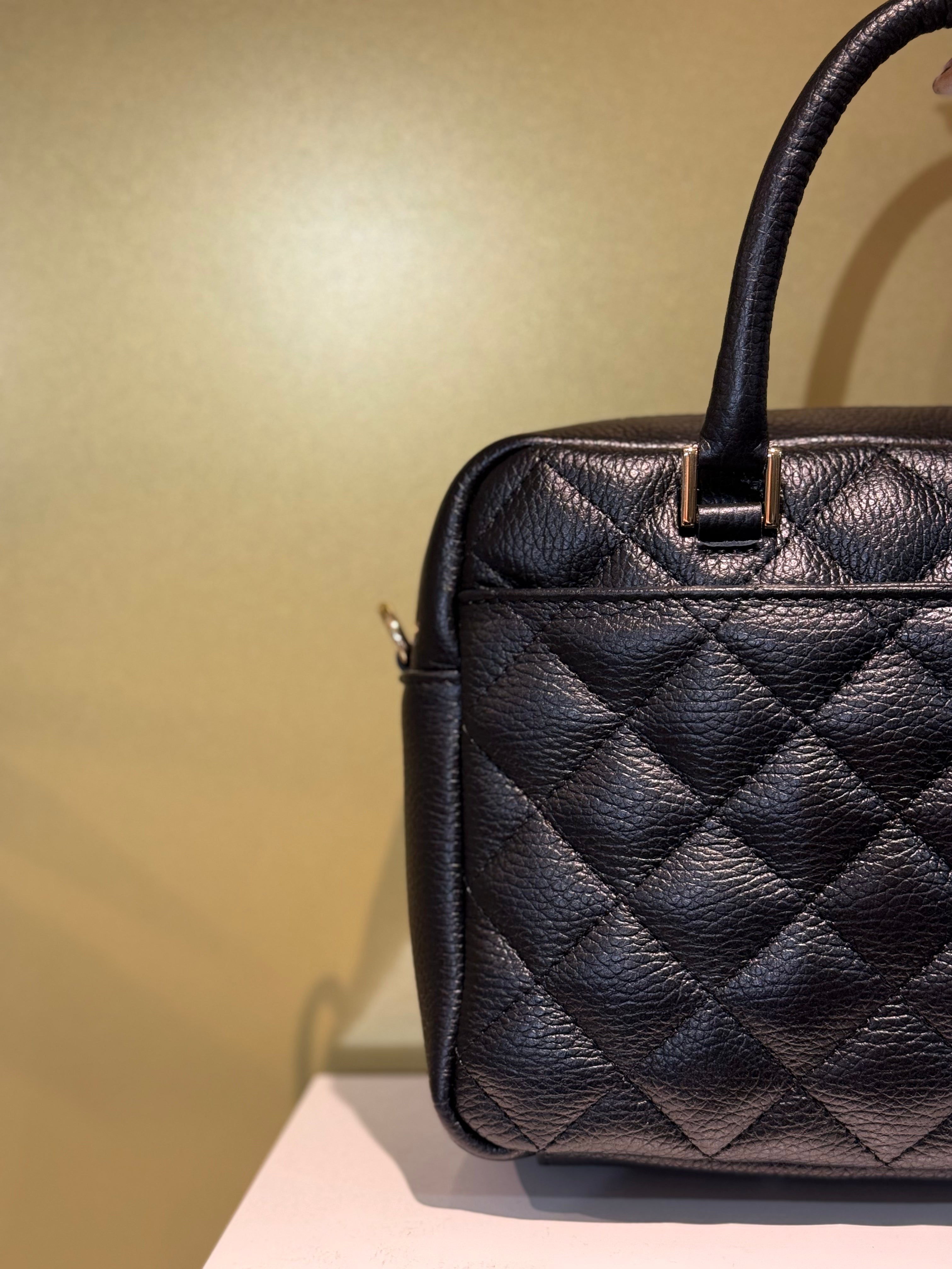 MVD Chic Black Leather Bag