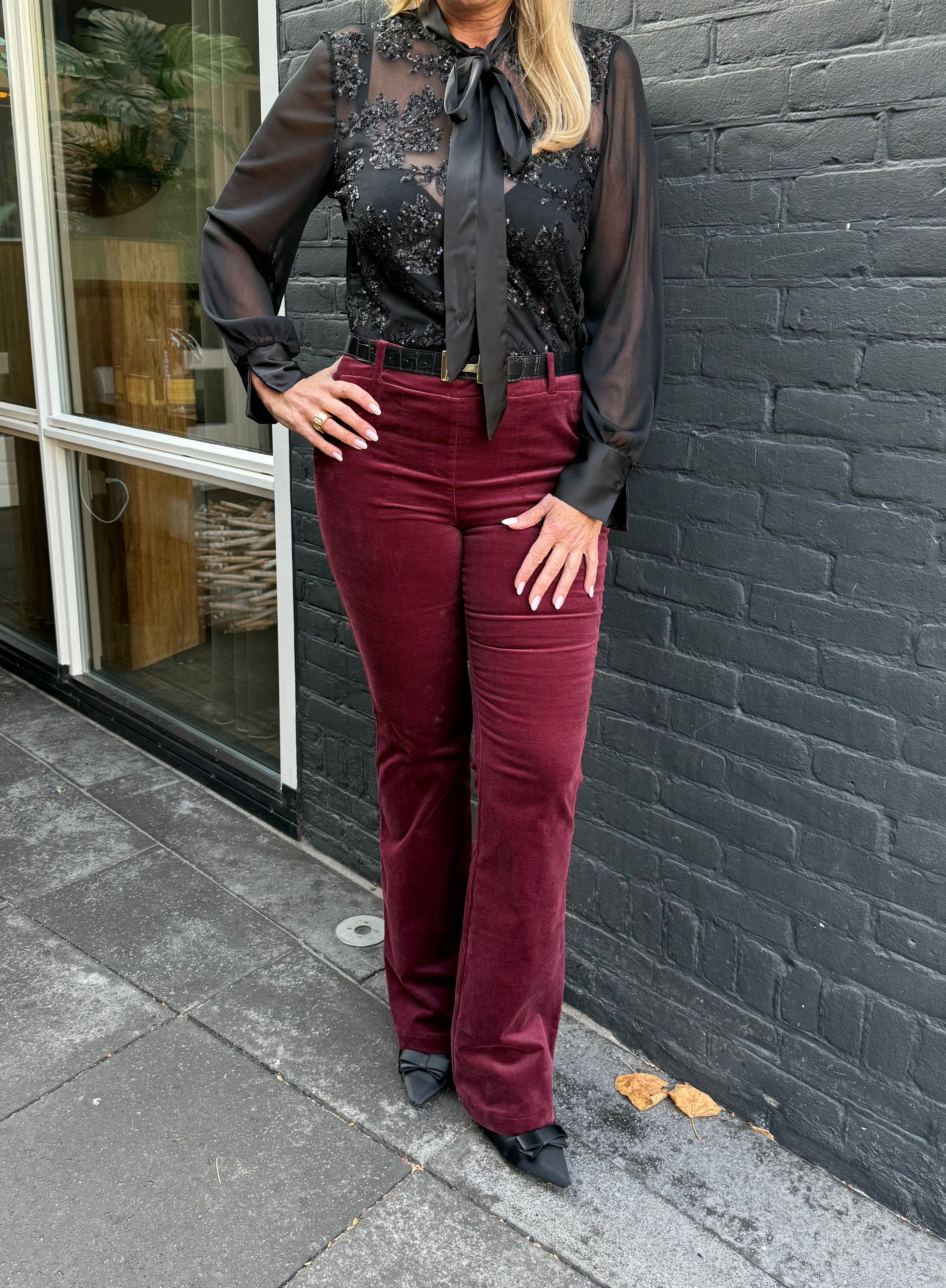Helena Hart Velvet Flared Broek wine