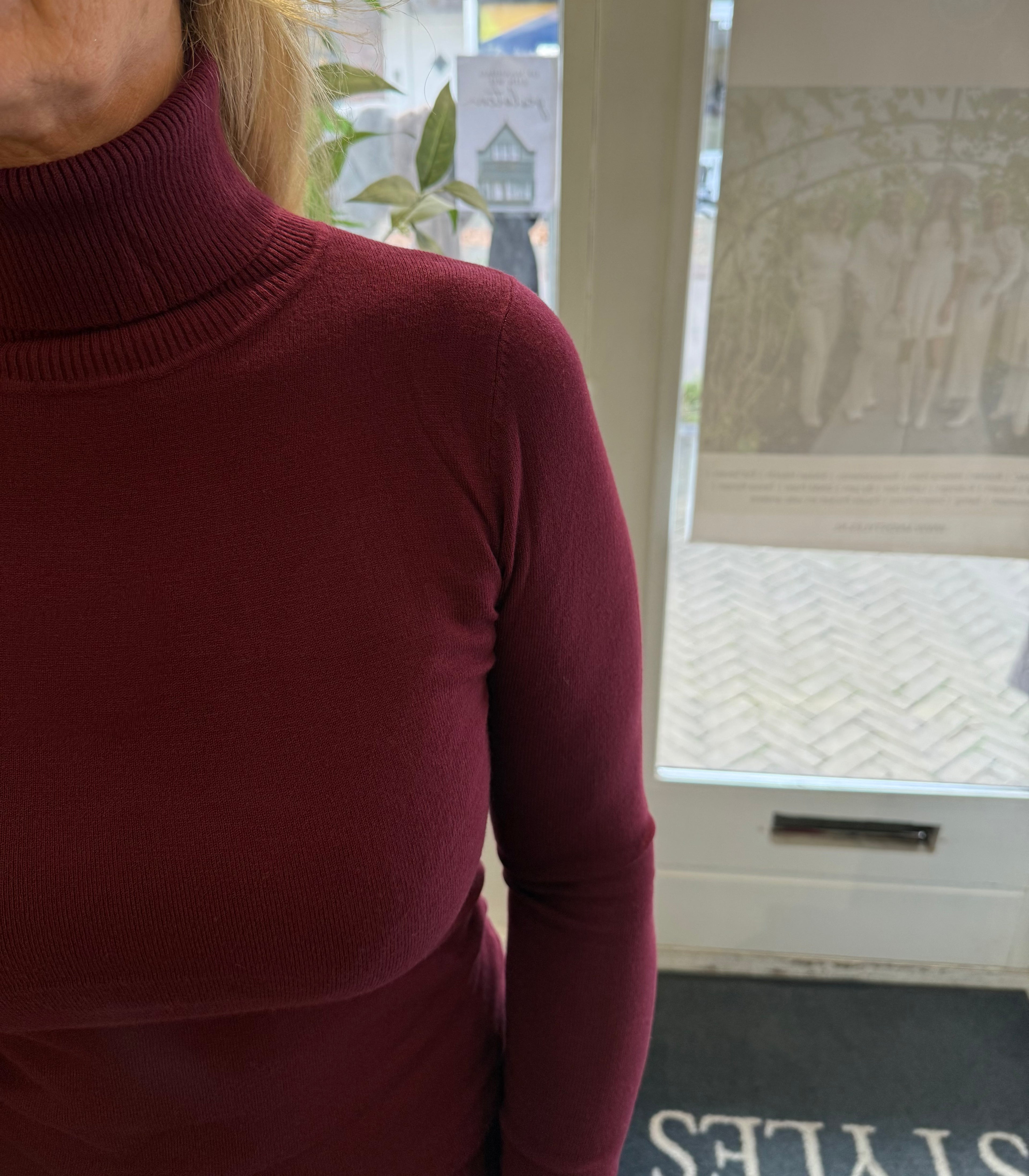 MVD Clothes Coltruitje bordeaux