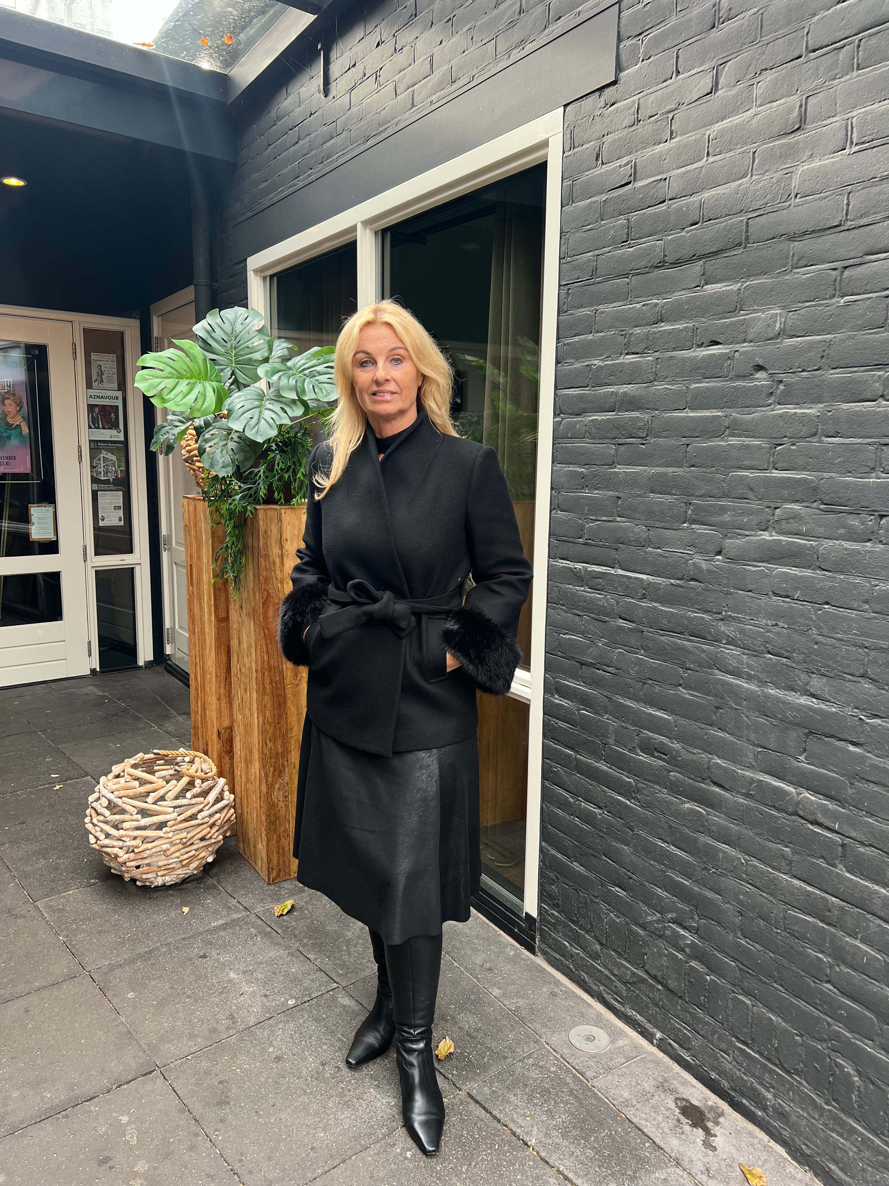 Rinascimento Jas kort met Fake Fur effect zwart