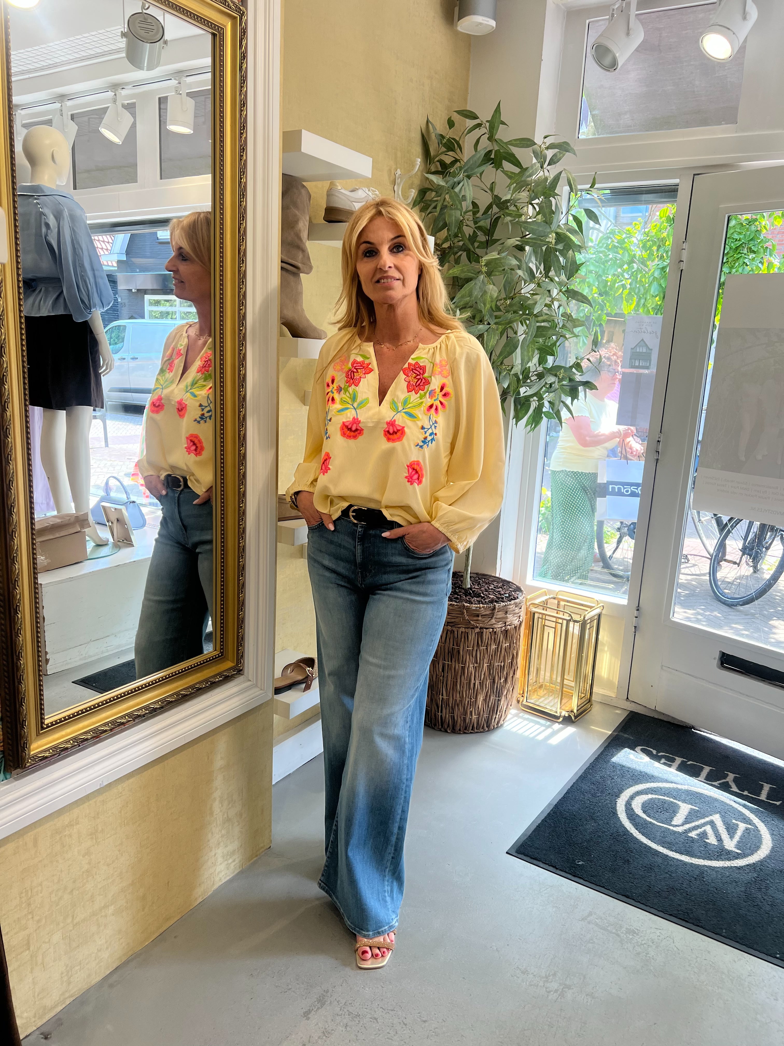 MVD Bloom Blouse Yellow