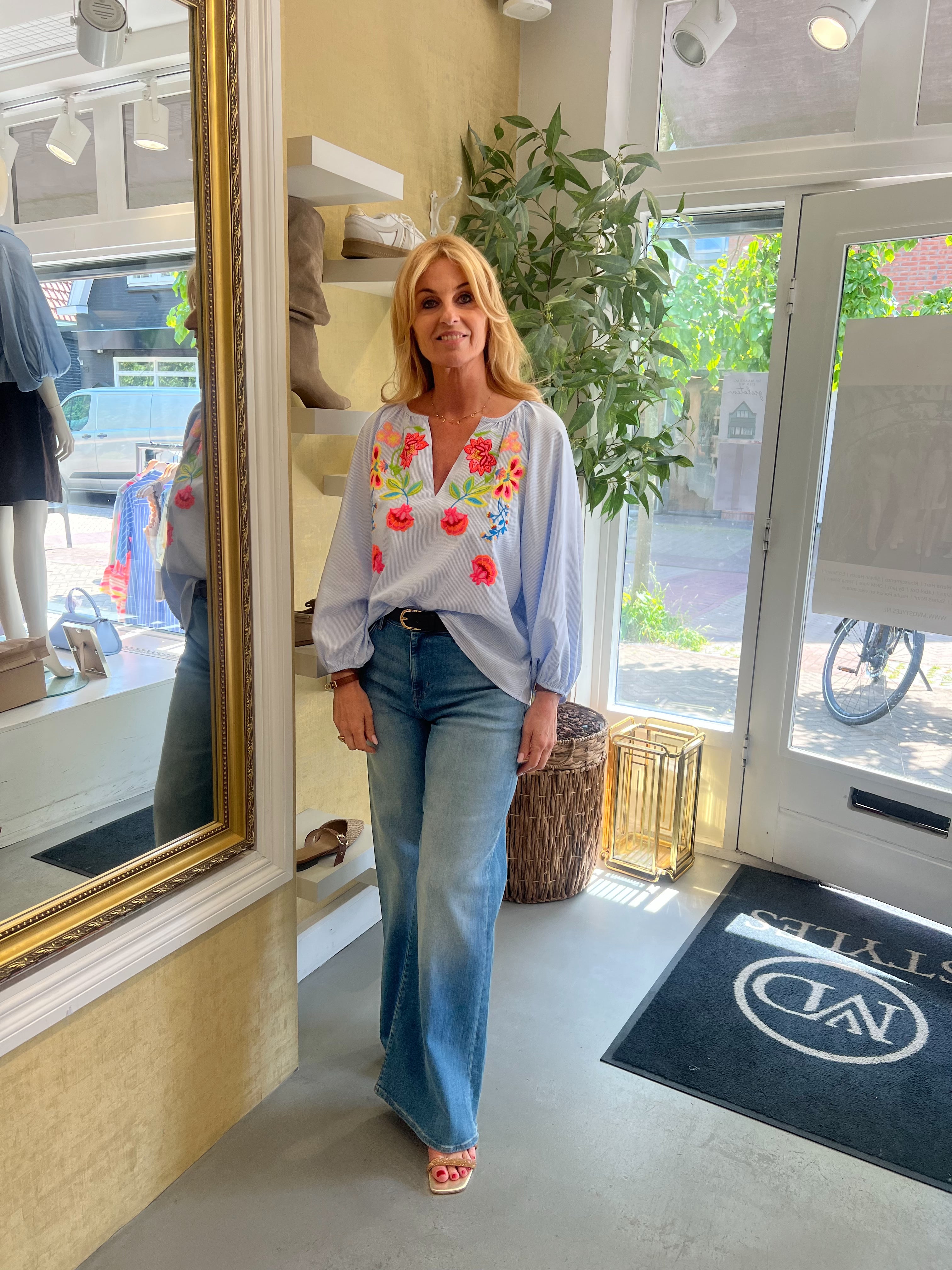 MVD Bloom Blouse Blue