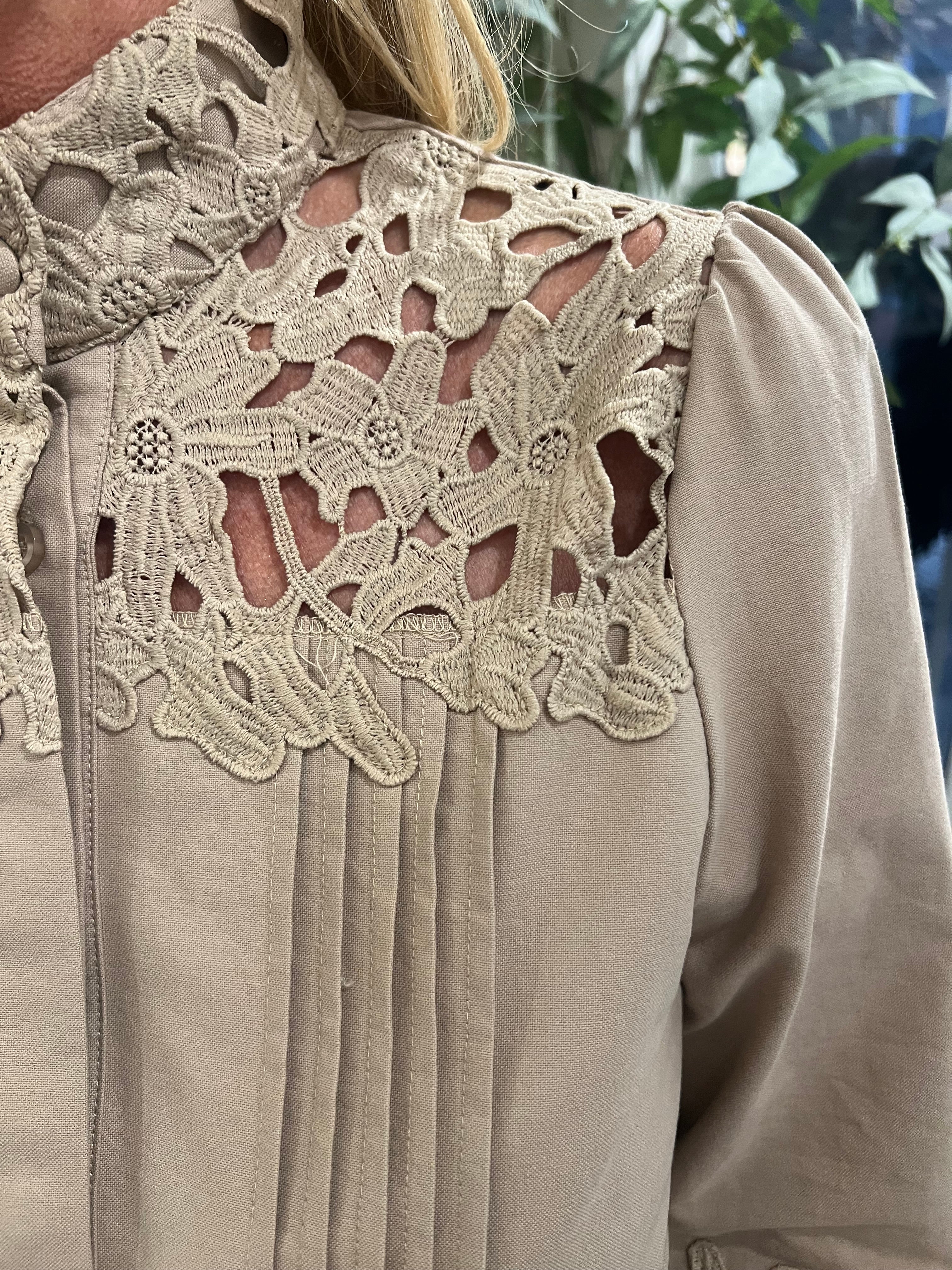 Radical Blouse Marisol taupe