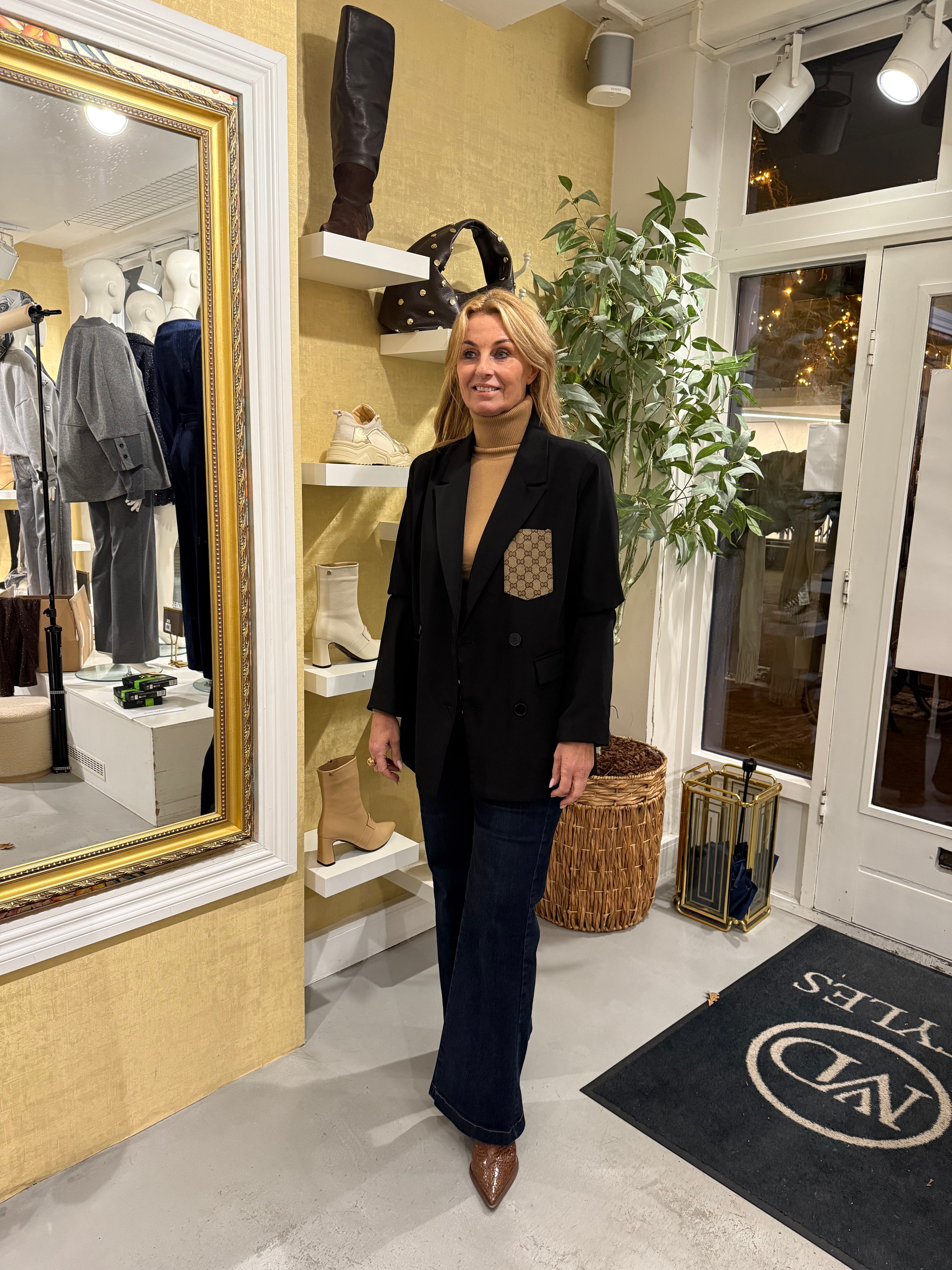 MVD Clothes Blazer Gigi zwart