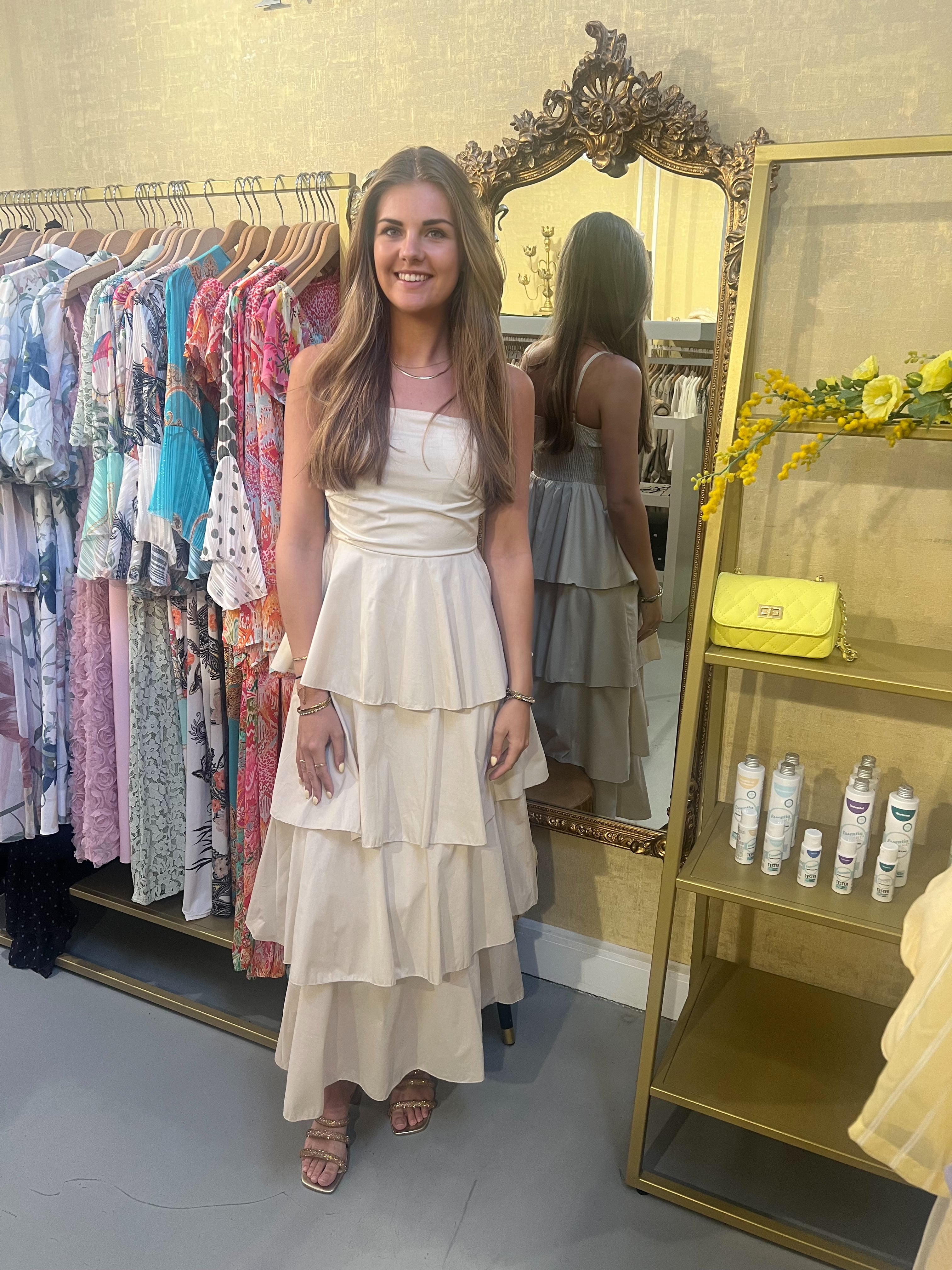 MVD Midnight Elegance Maxi Jurk beige